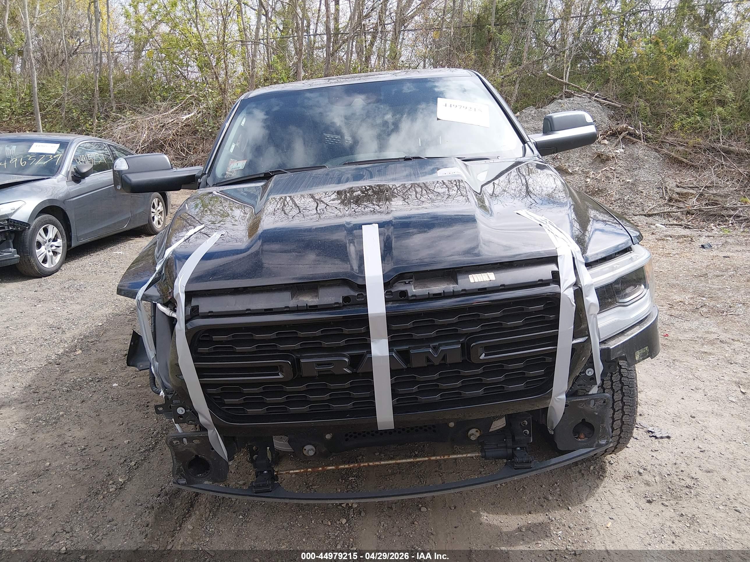 2022 Ram 1500 Big Horn  4x4 5'7 Box Black vin: 1C6SRFFT4NN172052