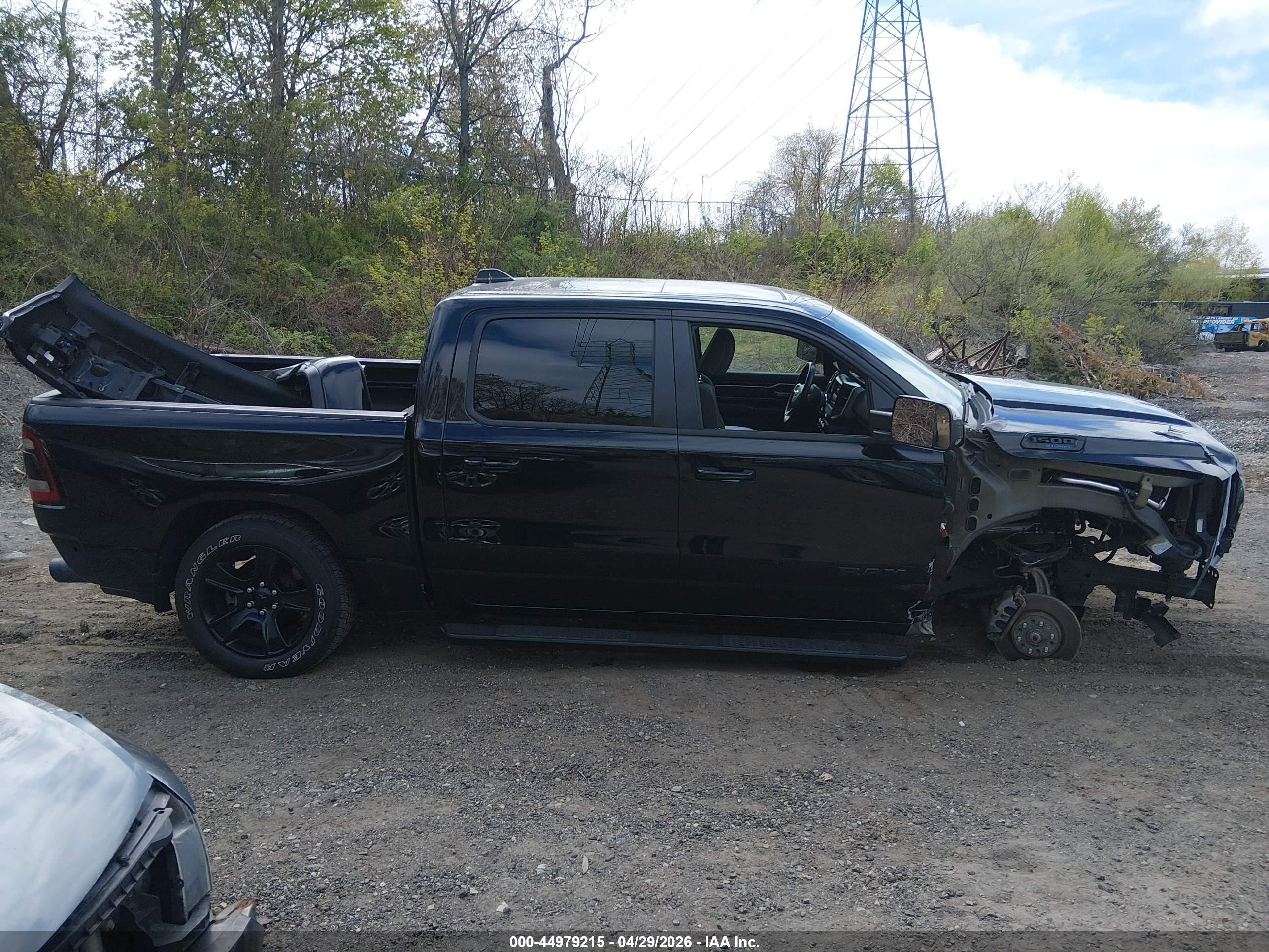 2022 Ram 1500 Big Horn  4x4 5'7 Box Black vin: 1C6SRFFT4NN172052