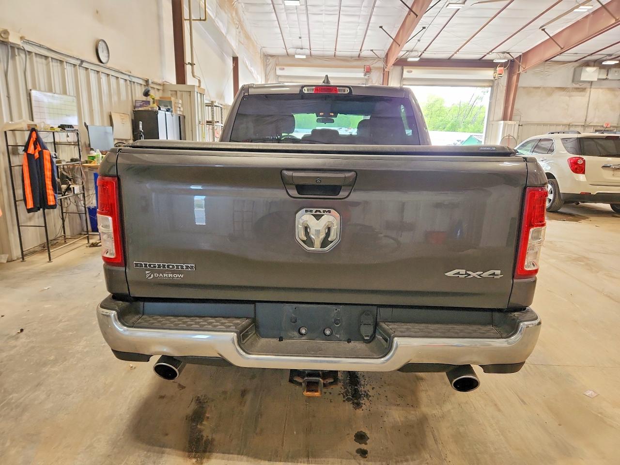 2021 Ram 1500 Big Horn Gray vin: 1C6SRFFT5MN787028