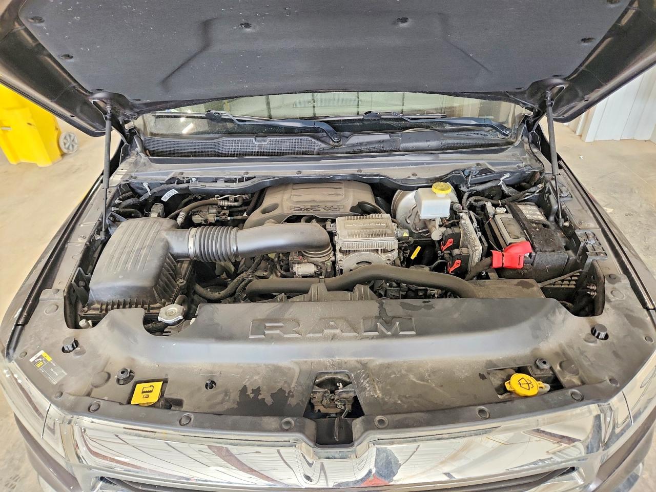 2021 Ram 1500 Big Horn Gray vin: 1C6SRFFT5MN787028