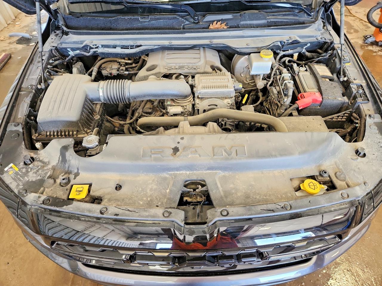 2024 Ram 1500 Big Horn Gray vin: 1C6SRFFT5RN107538