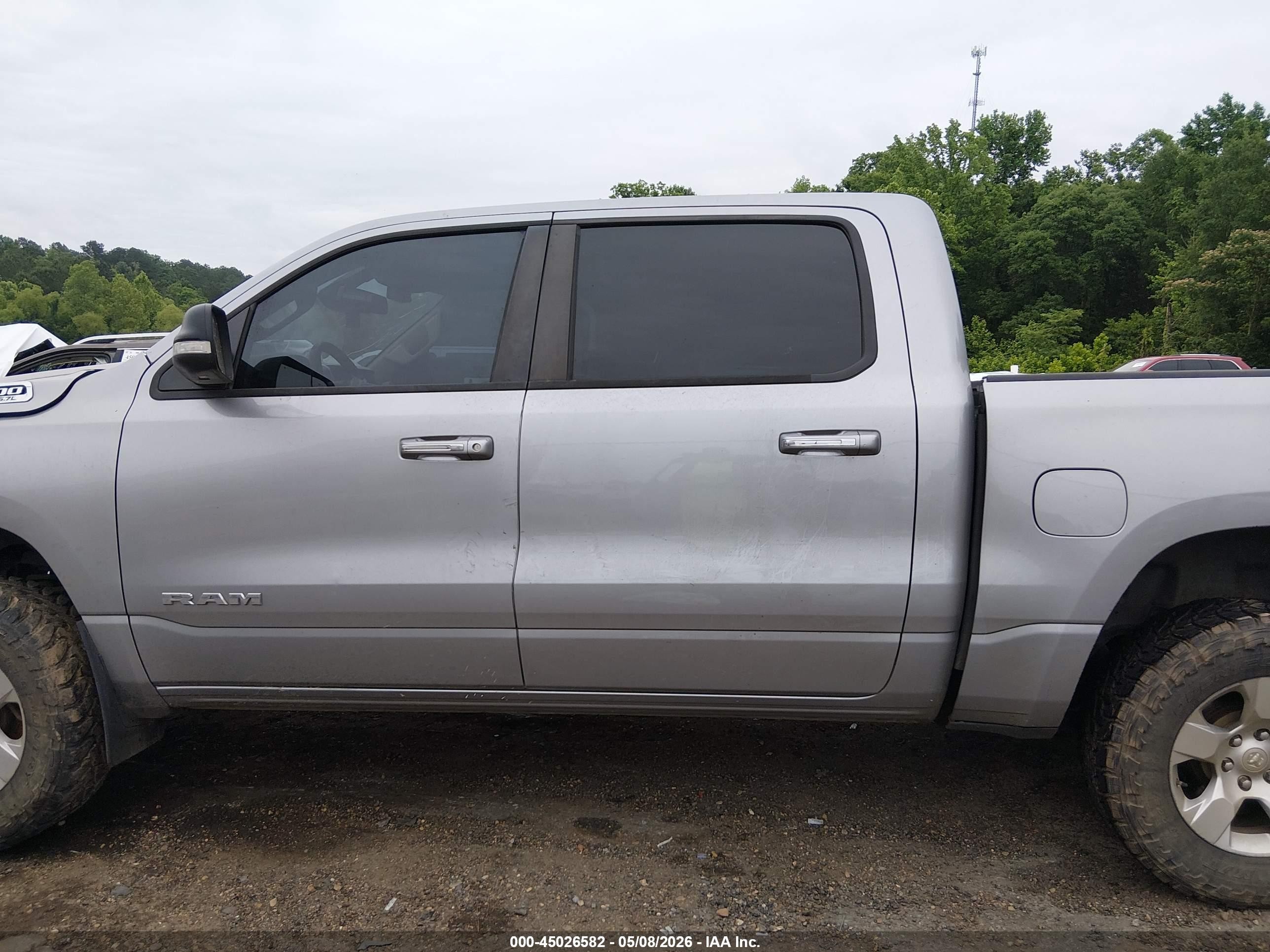 2019 Ram 1500 Big Horn/lone Star  4x4 5'7 Box Gray vin: 1C6SRFFT6KN692667