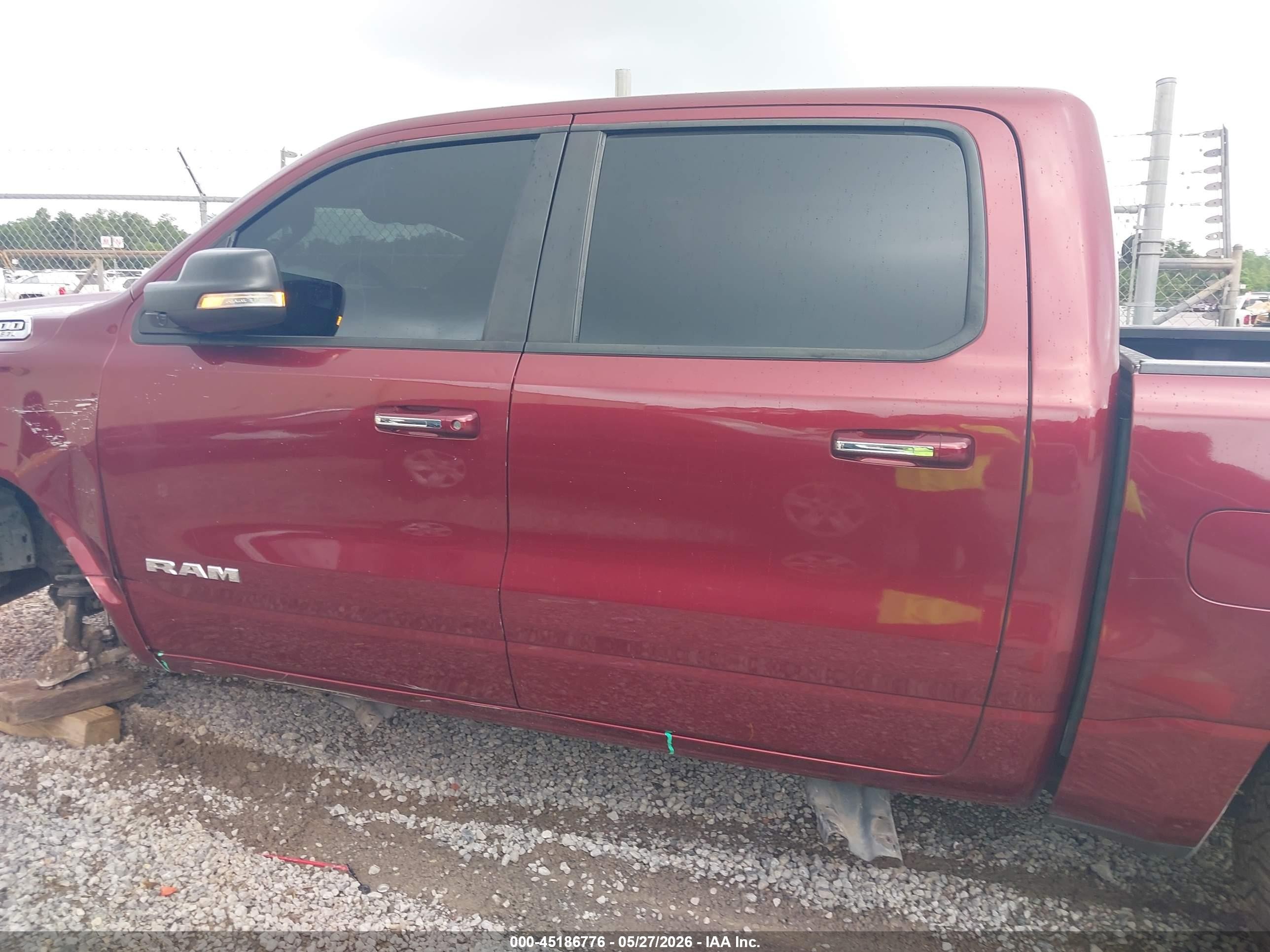2019 Ram 1500 Big Horn/lone Star  4x4 5'7 Box Beige vin: 1C6SRFFT6KN731287