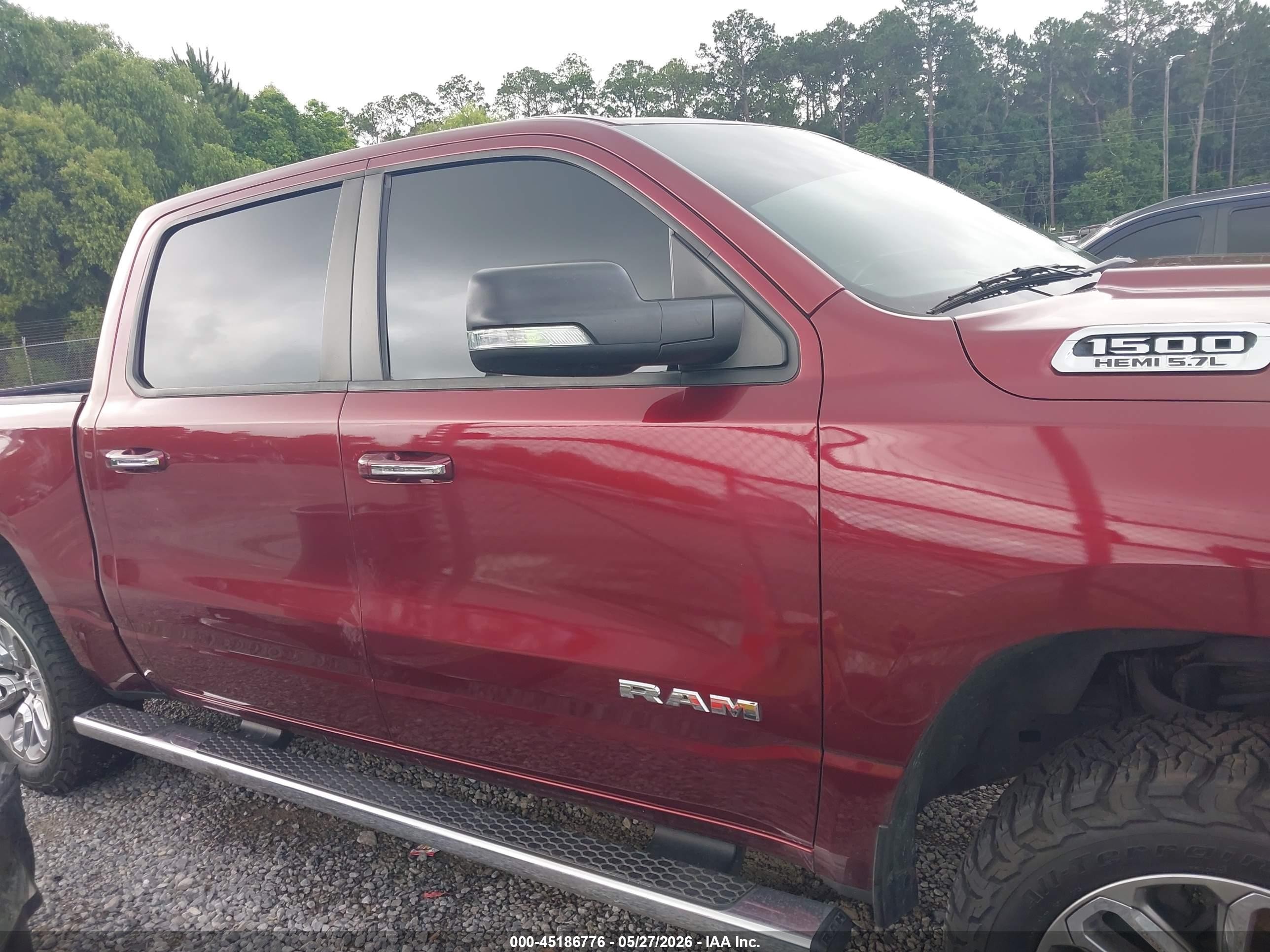 2019 Ram 1500 Big Horn/lone Star  4x4 5'7 Box Beige vin: 1C6SRFFT6KN731287