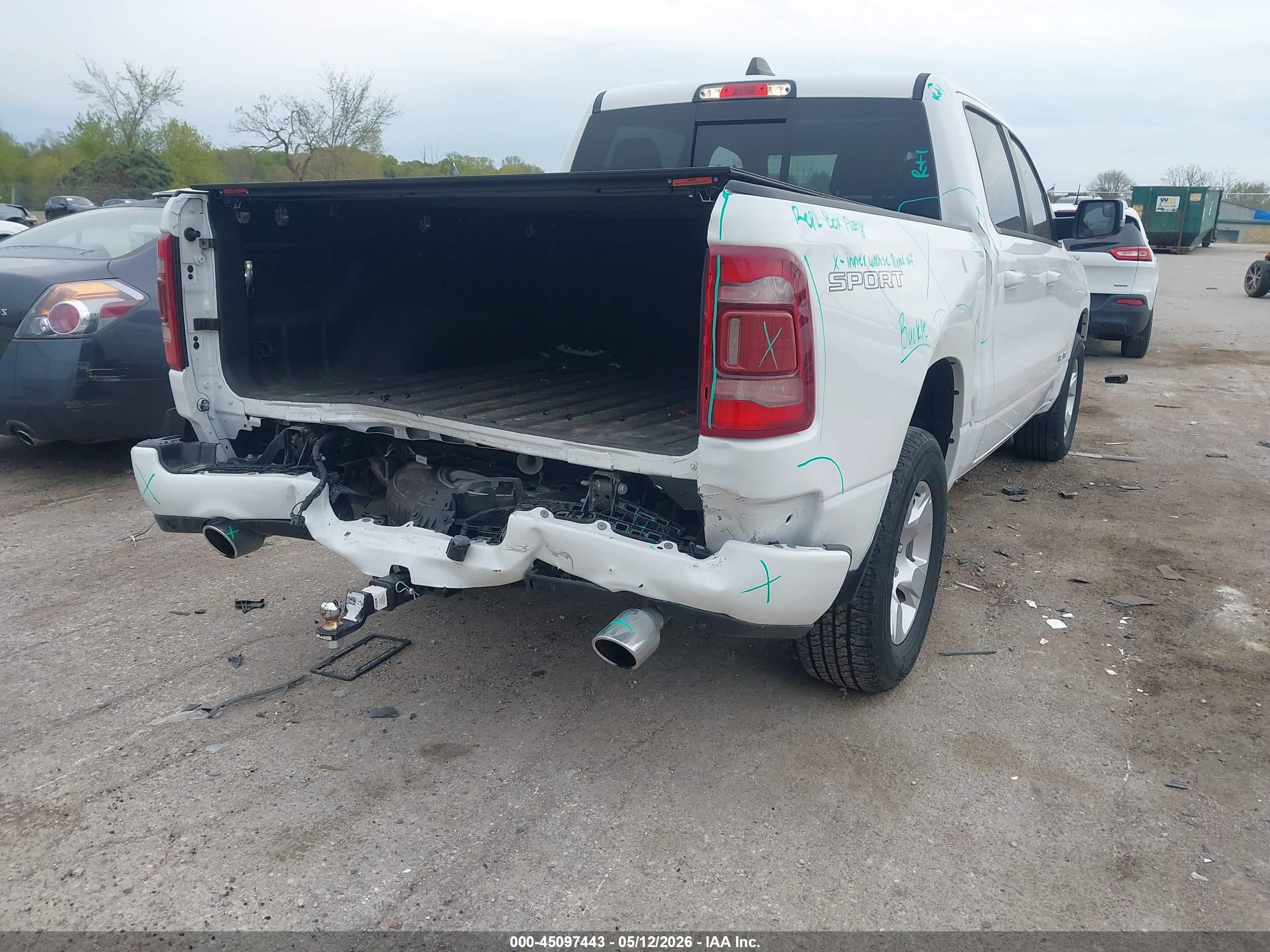 2023 Ram 1500 Big Horn  4x4 5'7 Box White vin: 1C6SRFFT6PN555364