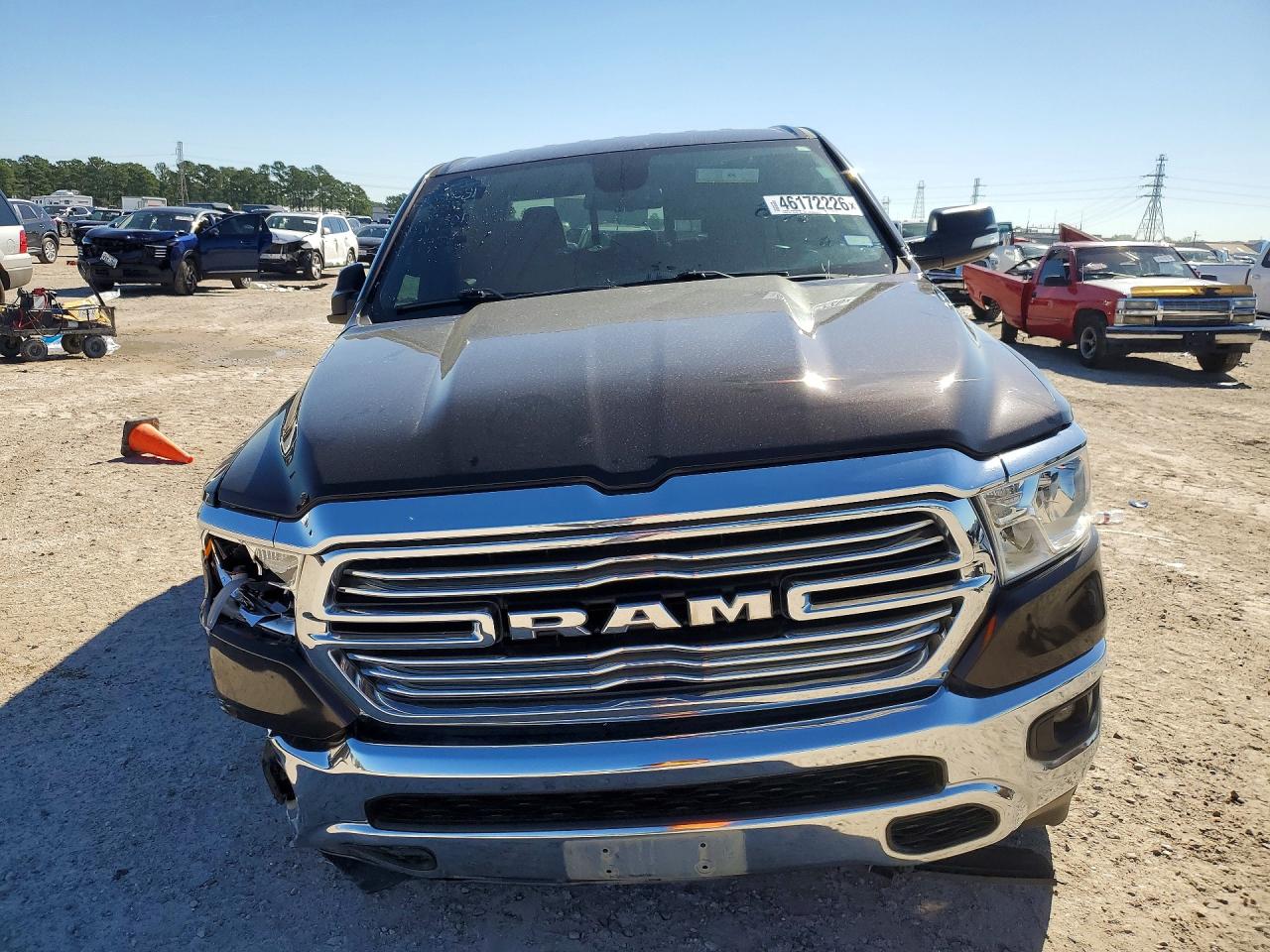 2019 Ram 1500 Big Horn Коричневый vin: 1C6SRFFT7KN747501
