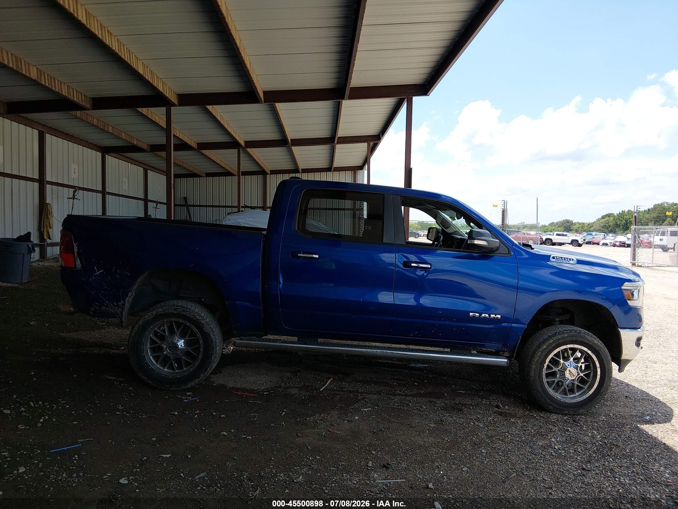 2019 Ram 1500 Big Horn/lone Star  4x4 5'7 Box Blue vin: 1C6SRFFTXKN664838