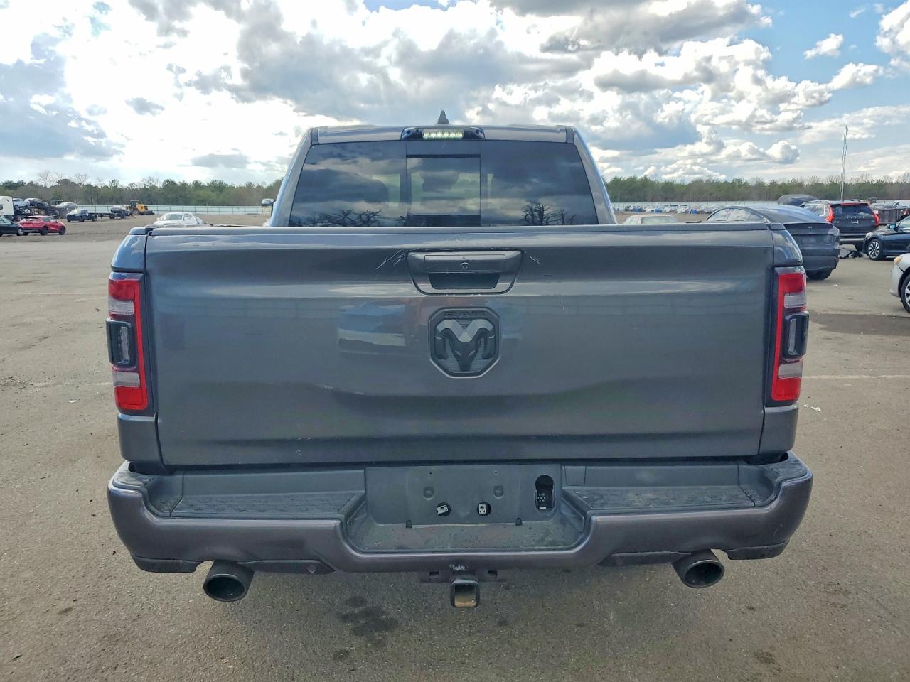 2022 Ram 1500 Limited Gray vin: 1C6SRFHM1NN264144