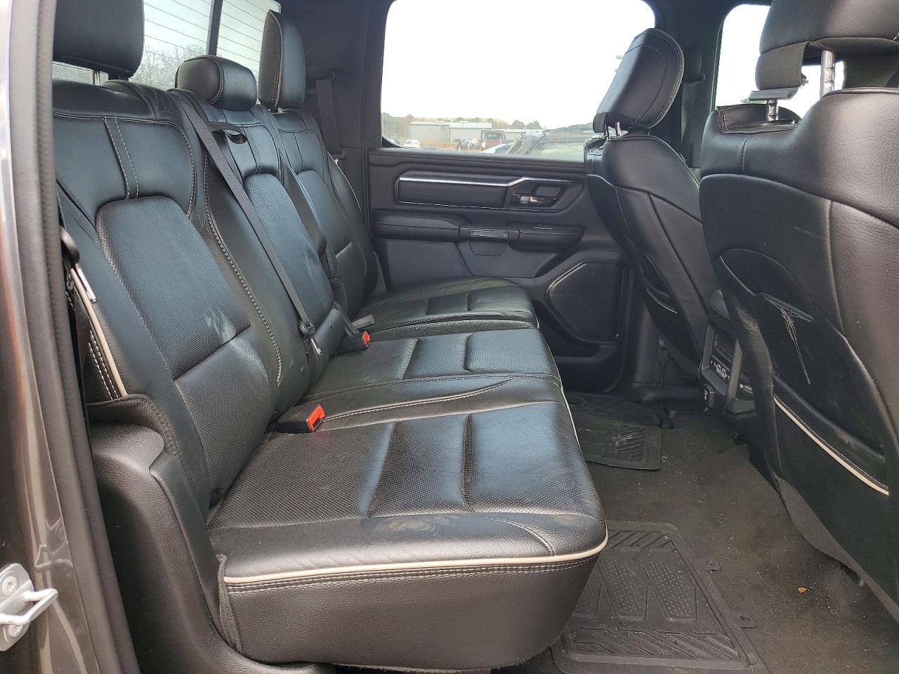 2022 Ram 1500 Limited Gray vin: 1C6SRFHM1NN264144