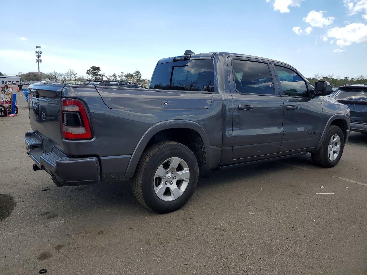 2022 Ram 1500 Limited Gray vin: 1C6SRFHM1NN264144