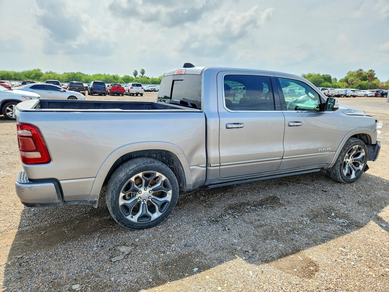 2019 Ram 1500 Limited Gray vin: 1C6SRFHT2KN632415