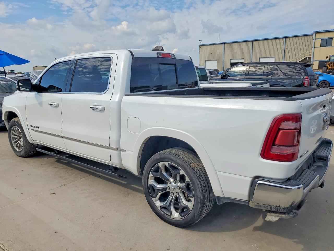 2019 Ram 1500 Limited Белый vin: 1C6SRFHT2KN814499