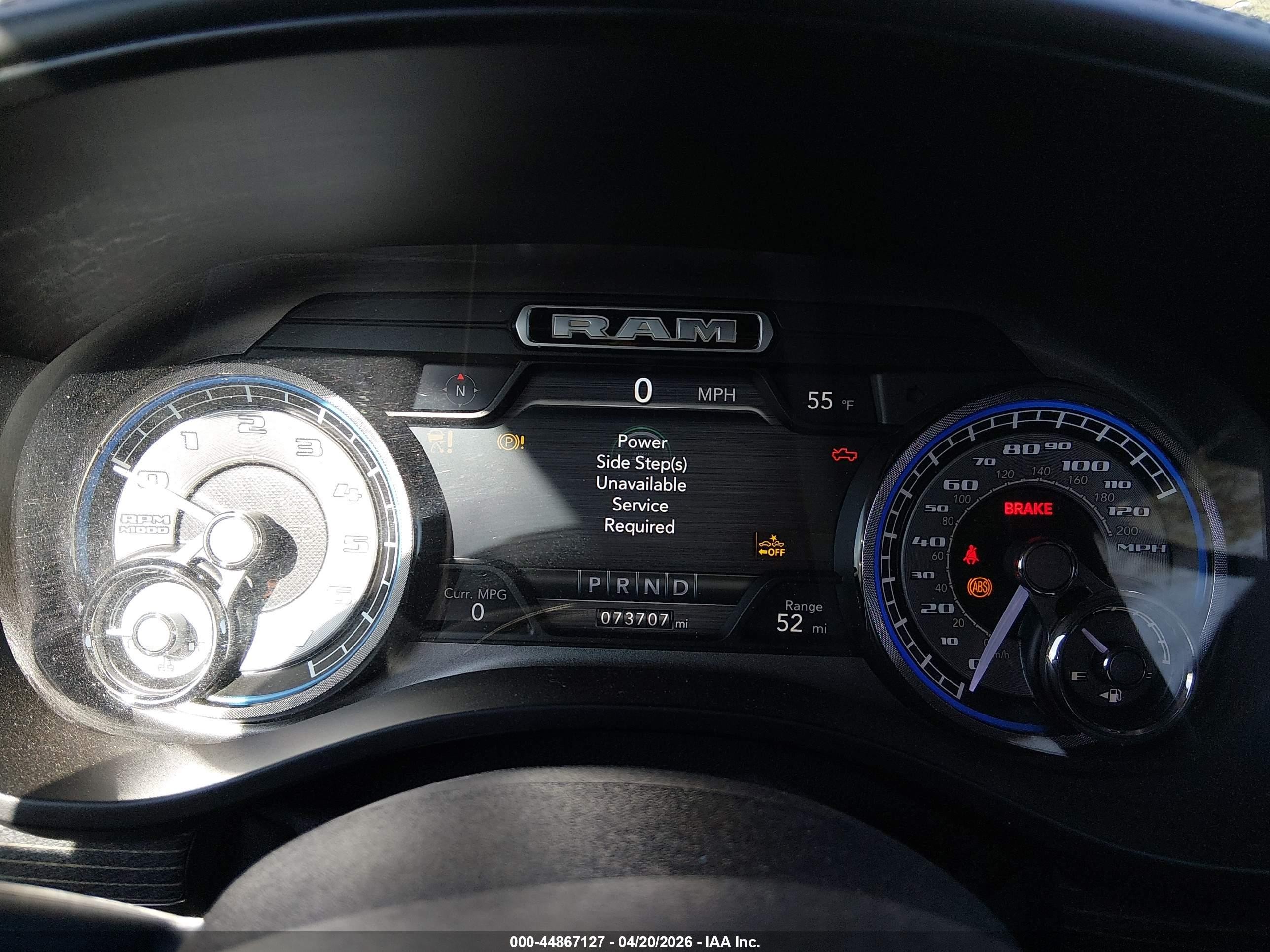 2019 Ram 1500 Limited  4x4 5'7 Box Black vin: 1C6SRFHT3KN688346