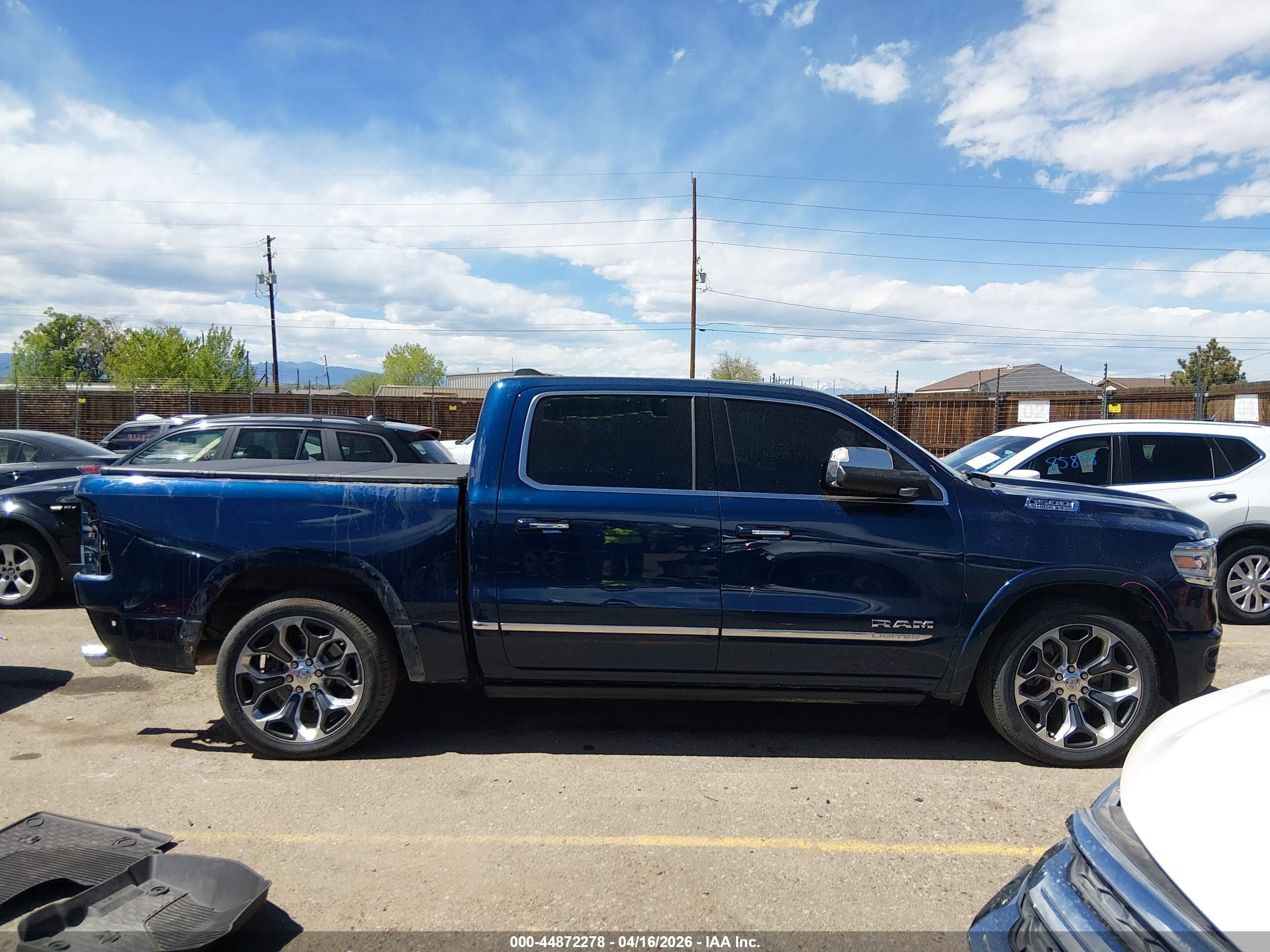2019 Ram 1500 Limited Blue vin: 1C6SRFHT8KN568882