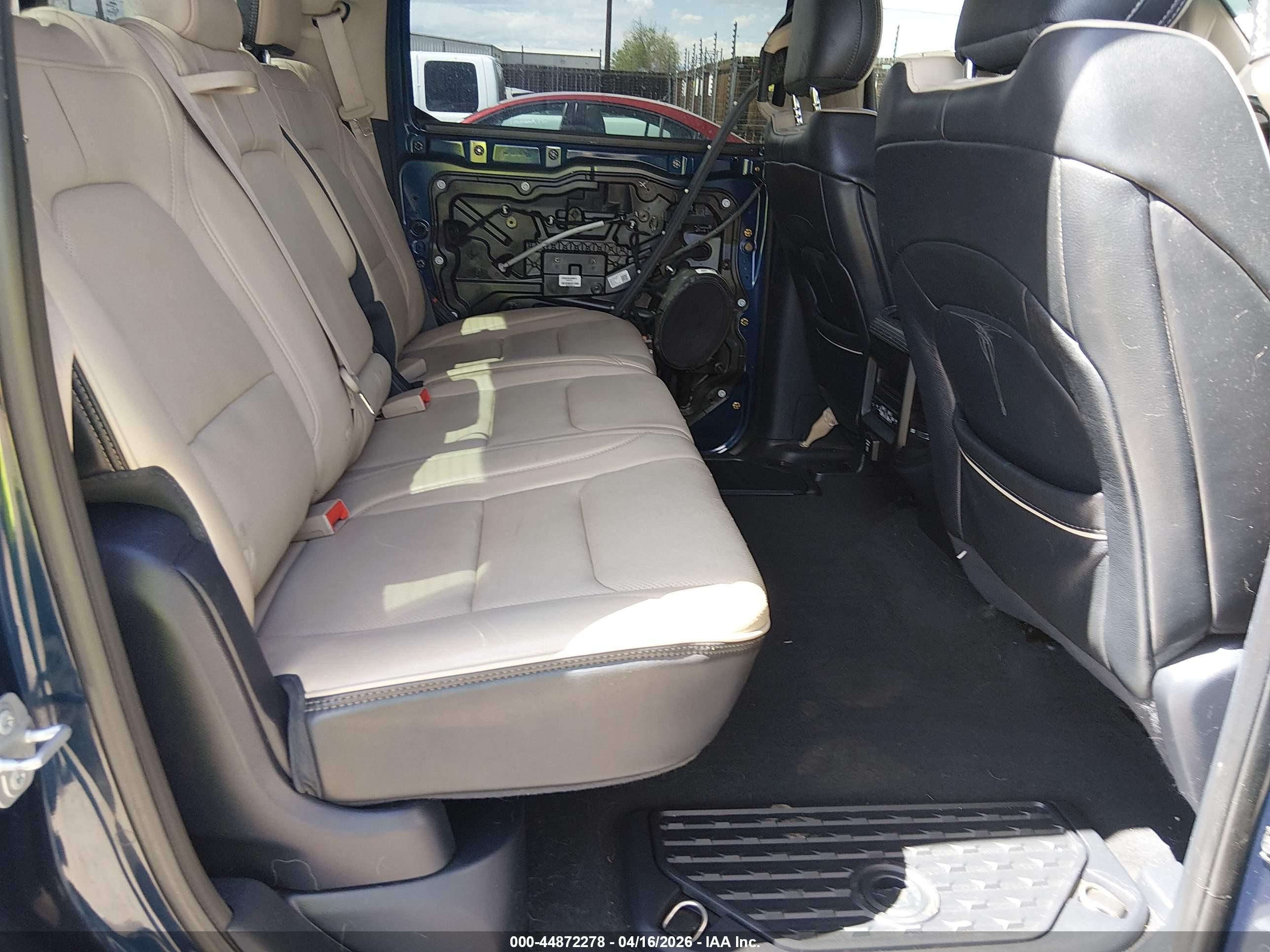 2019 Ram 1500 Limited Blue vin: 1C6SRFHT8KN568882