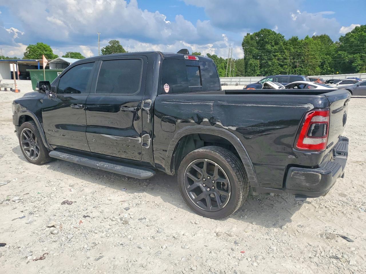 2022 Ram 1500 Laramie Черный vin: 1C6SRFJM1NN429300