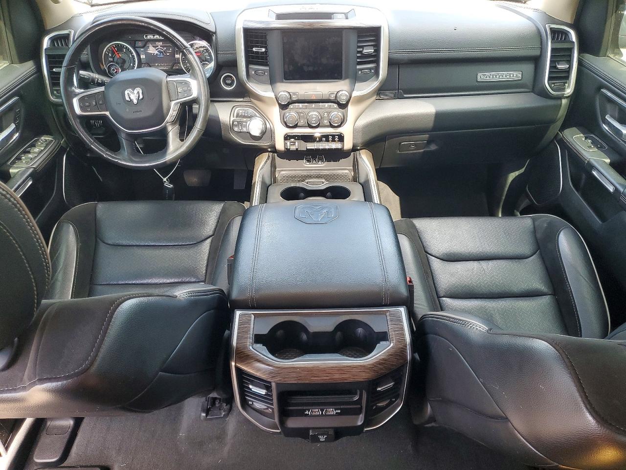 2020 Ram 1500 Laramie Gray vin: 1C6SRFJMXLN344078