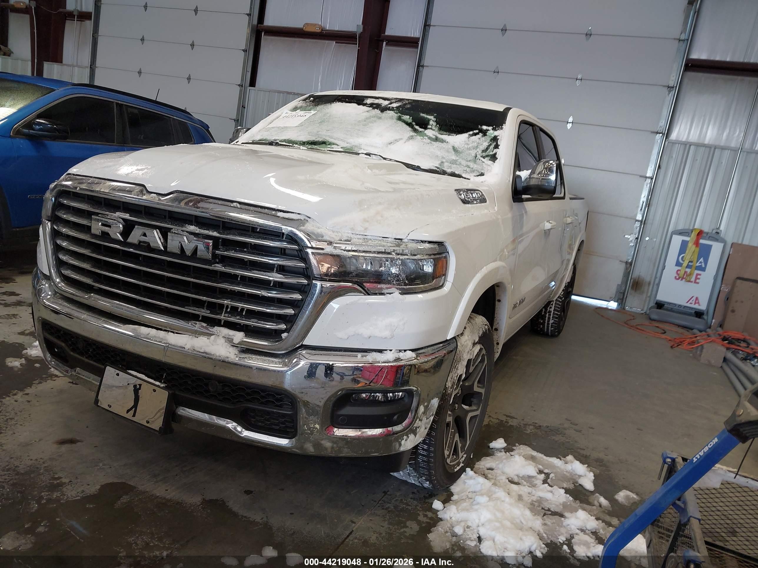2025 Ram 1500 Laramie  4x4 5'7 Box White vin: 1C6SRFJP3SN775404