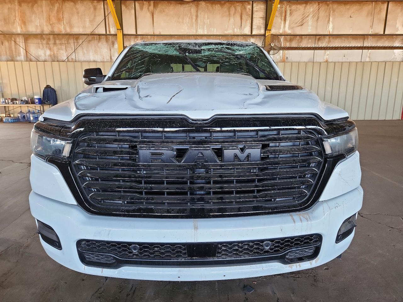 2025 Ram 1500 Laramie White vin: 1C6SRFJP5SN766560