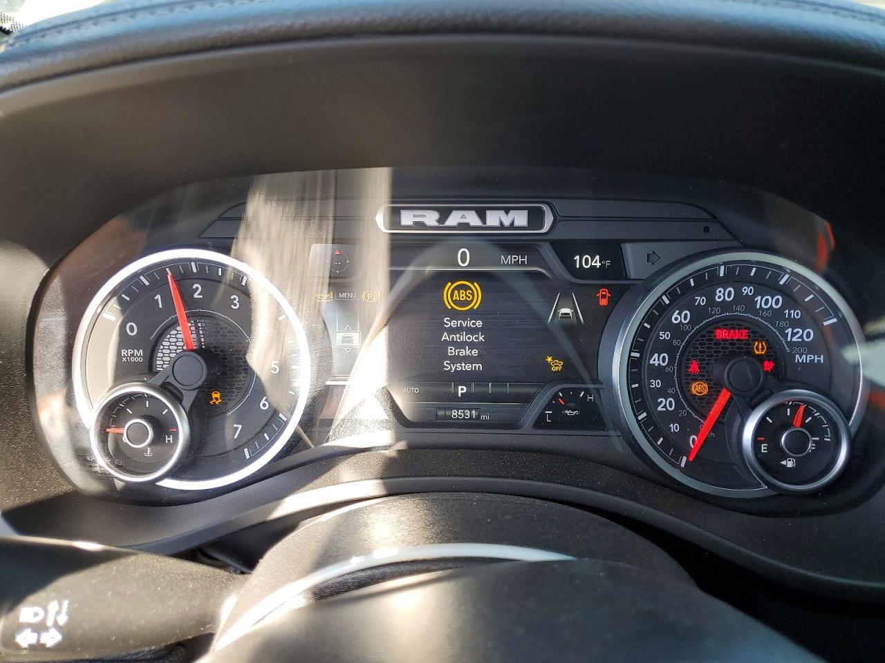2026 Ram 1500 Laramie Green vin: 1C6SRFJP5TN281949