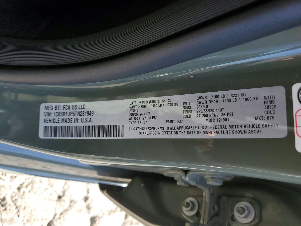 2026 Ram 1500 Laramie Green vin: 1C6SRFJP5TN281949