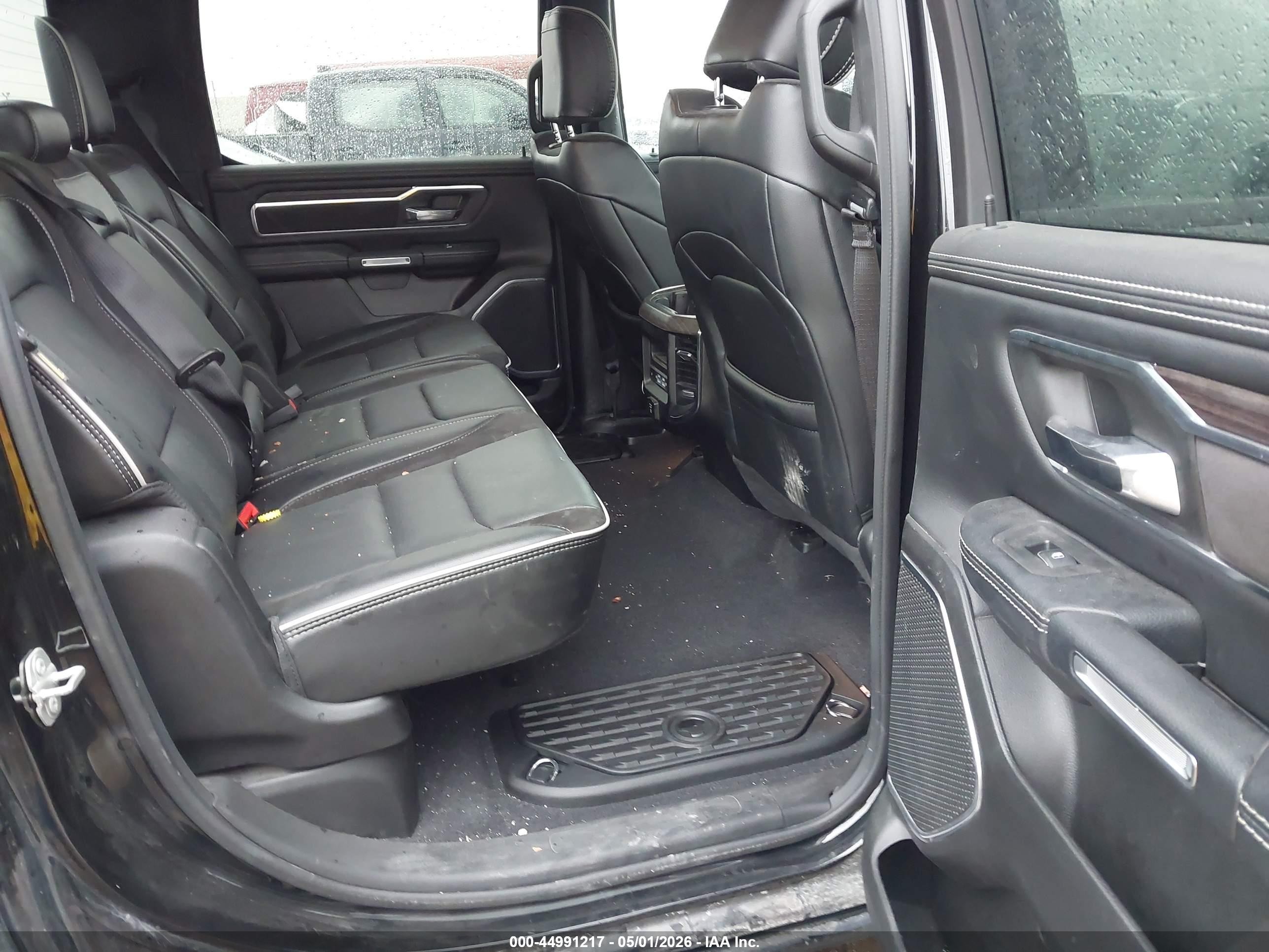 2025 Ram 1500 Laramie  4x4 5'7 Box Черный vin: 1C6SRFJP7SN529892