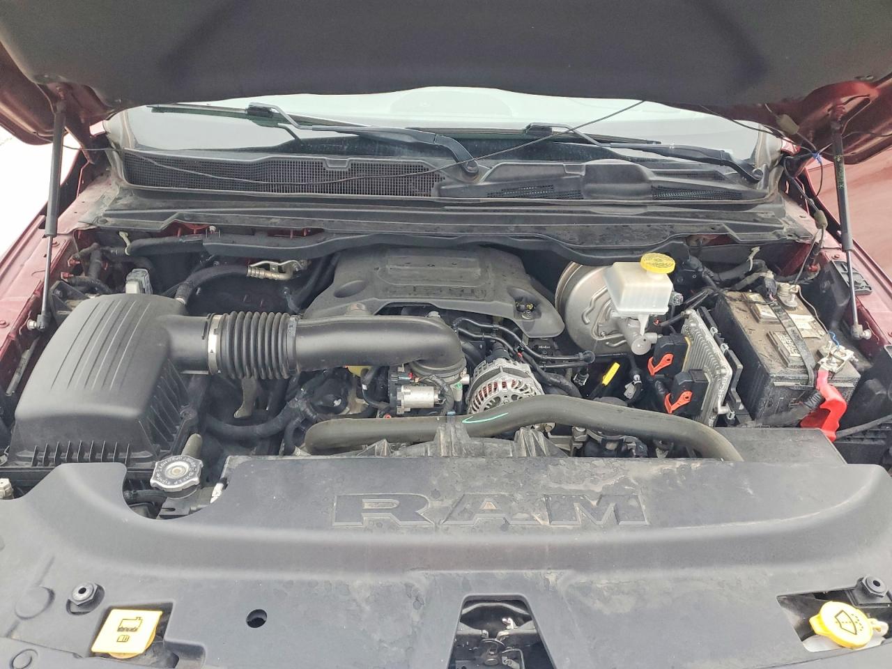 2019 Ram 1500 Laramie Burgundy vin: 1C6SRFJT2KN694519
