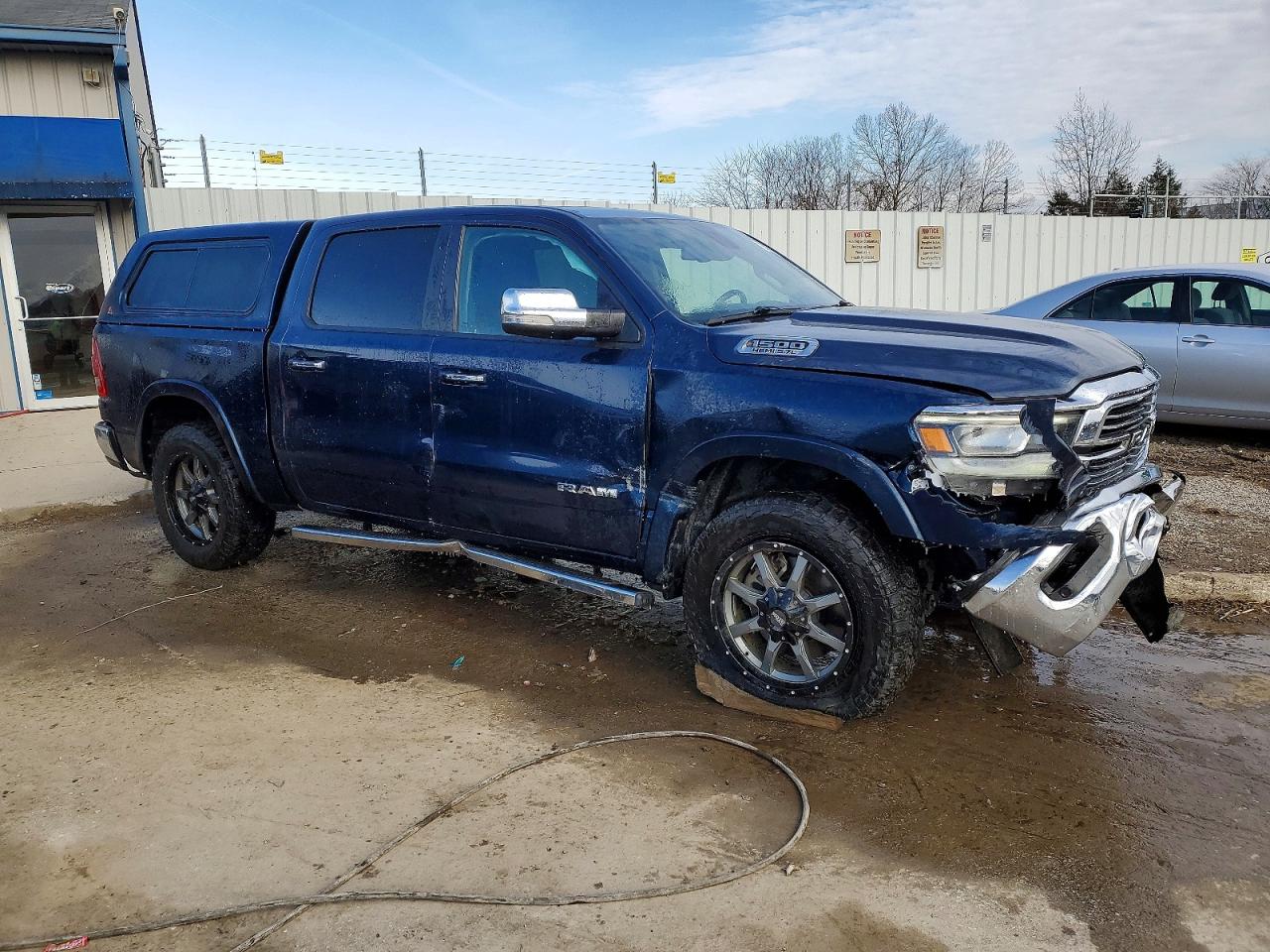 2020 Ram 1500 Laramie Blue vin: 1C6SRFJT2LN204646