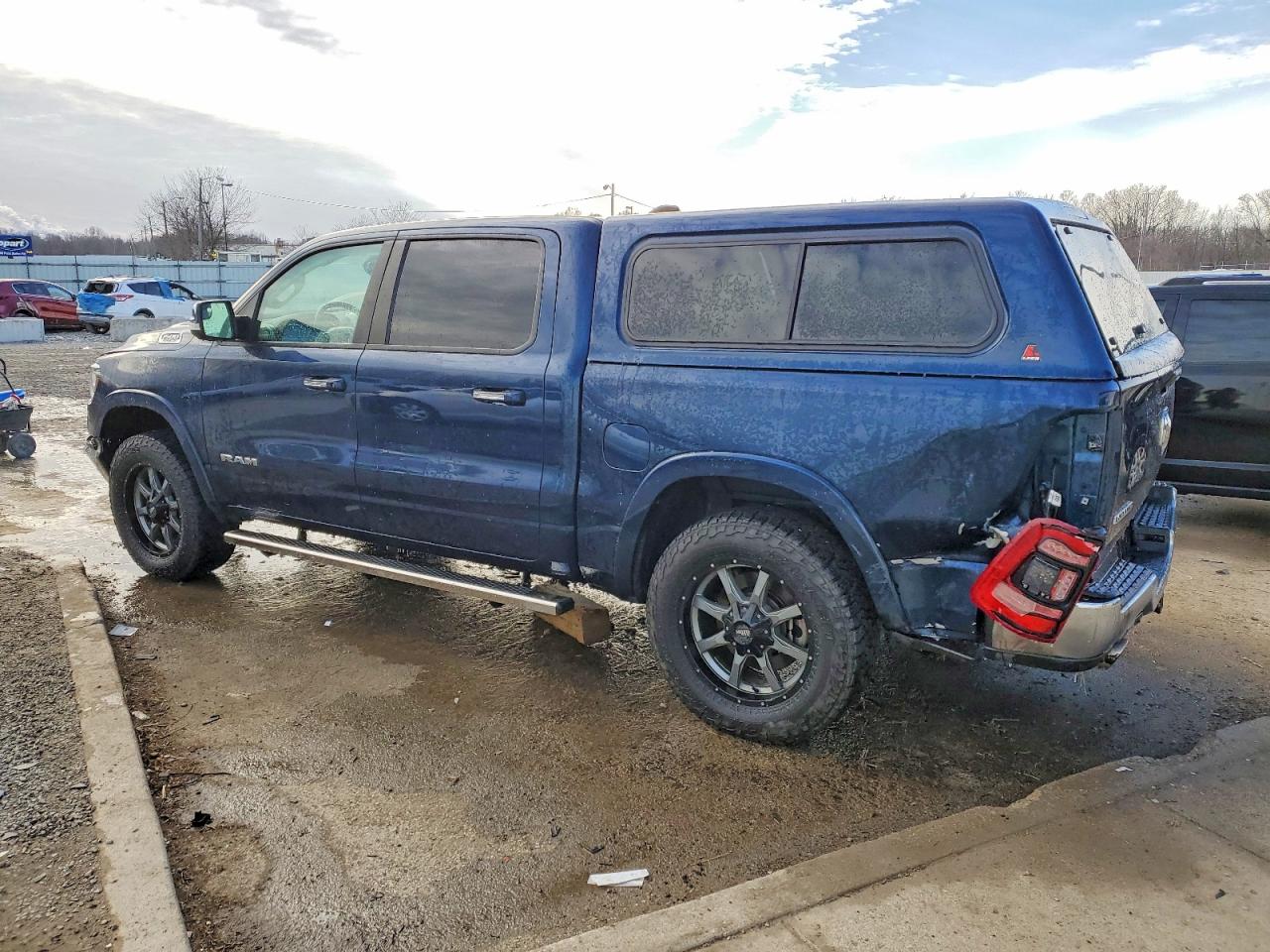 2020 Ram 1500 Laramie Blue vin: 1C6SRFJT2LN204646