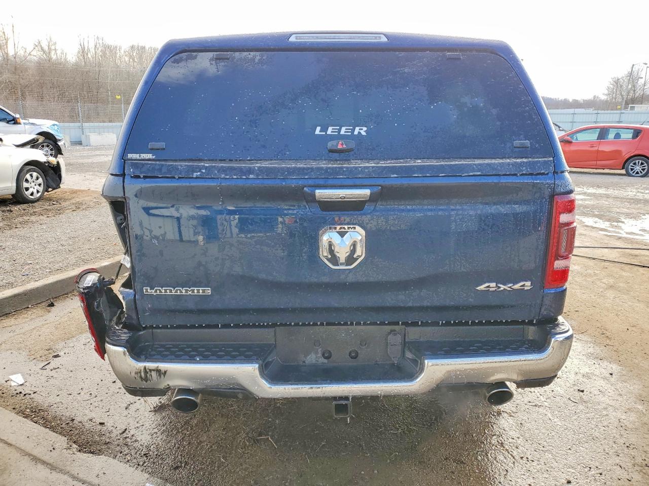 2020 Ram 1500 Laramie Blue vin: 1C6SRFJT2LN204646