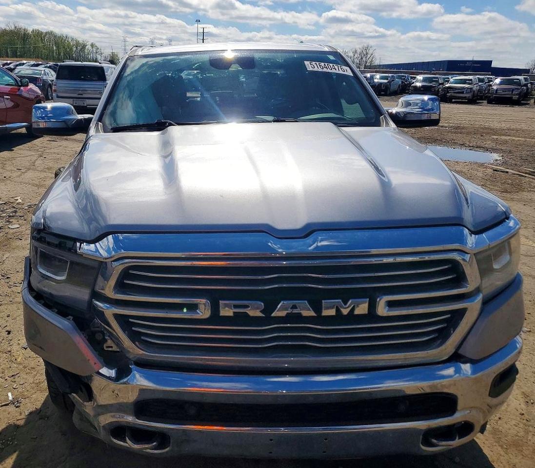 2021 Ram 1500 Laramie Silver vin: 1C6SRFJT2MN735718