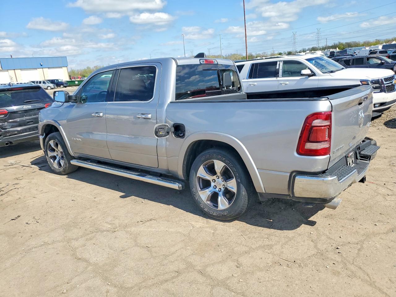 2021 Ram 1500 Laramie Silver vin: 1C6SRFJT2MN735718
