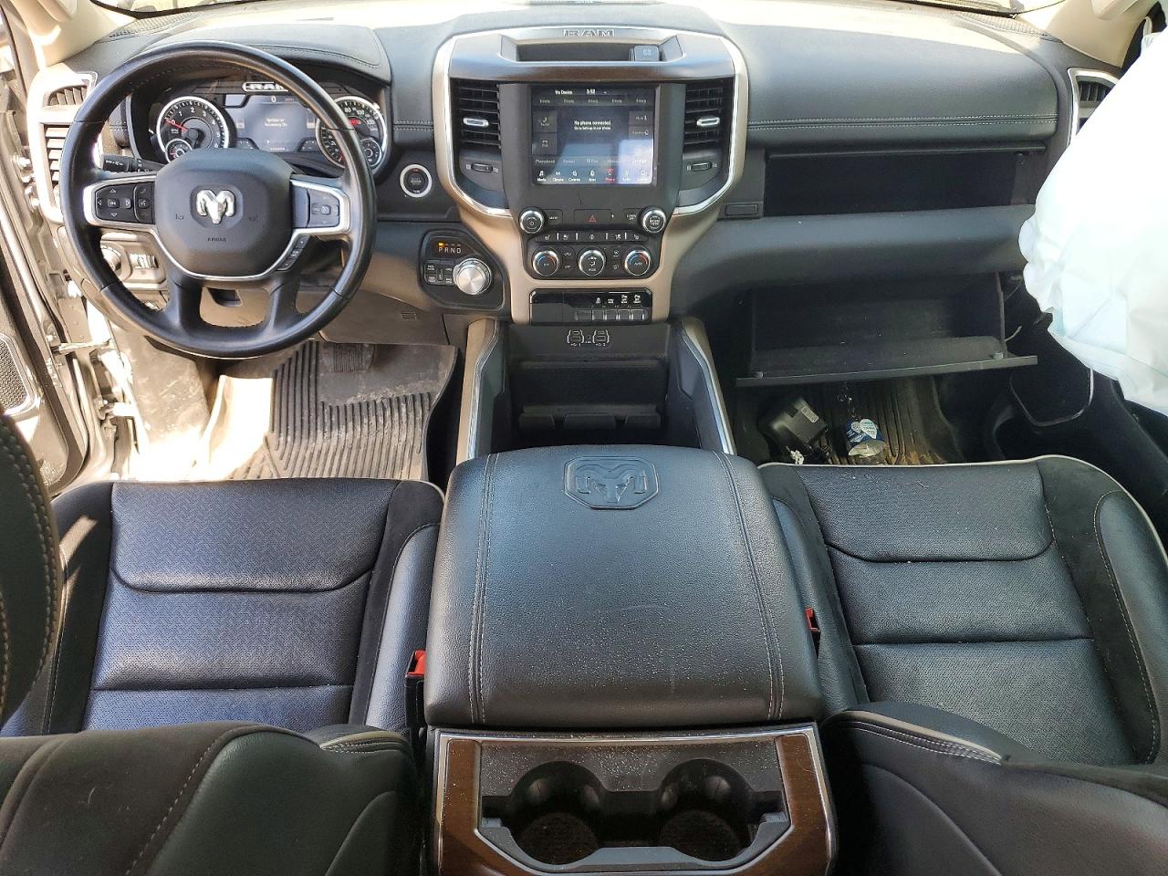 2021 Ram 1500 Laramie Silver vin: 1C6SRFJT2MN735718