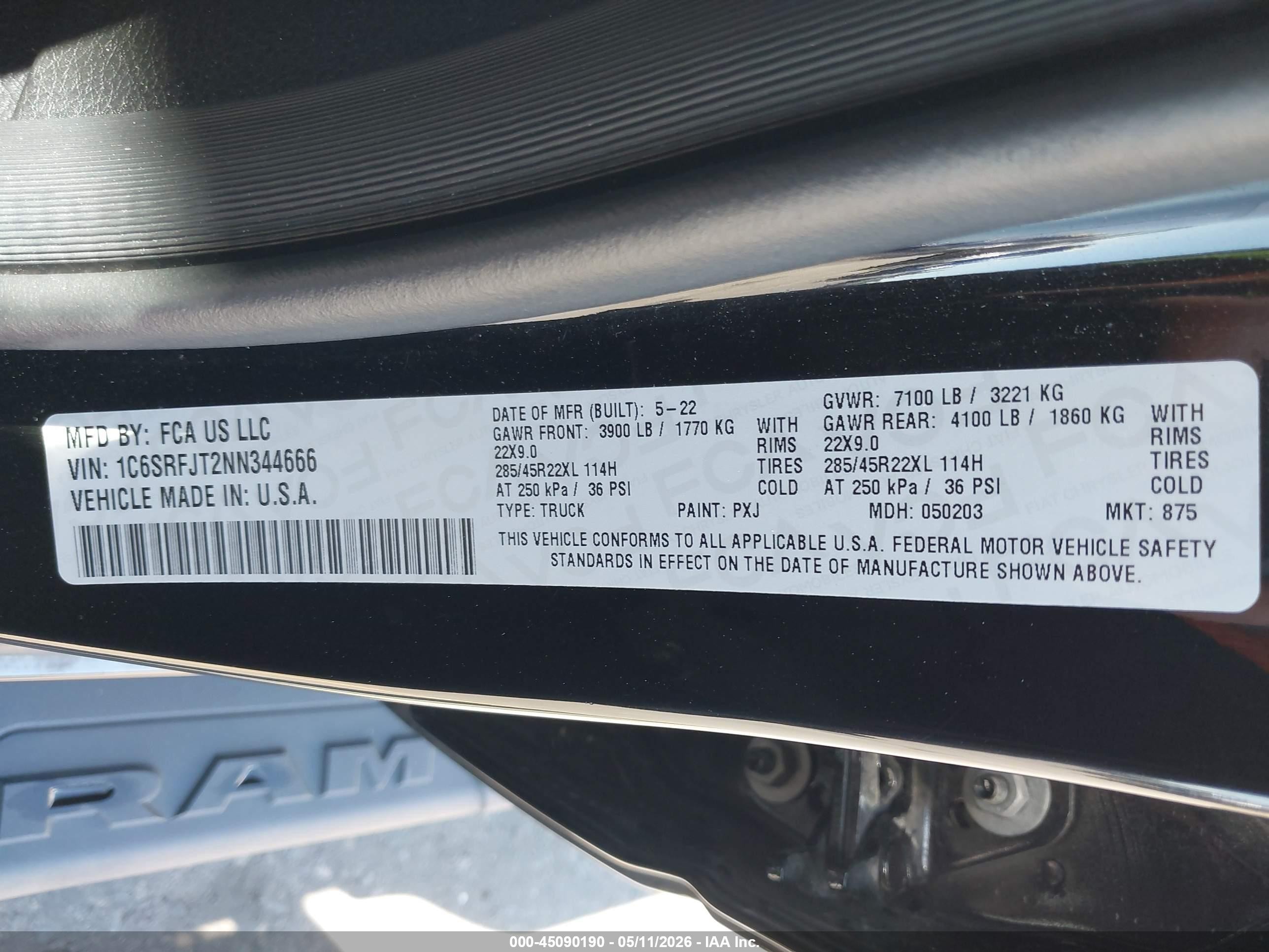 2022 Ram 1500 Laramie  4x4 5'7 Box Black vin: 1C6SRFJT2NN344666