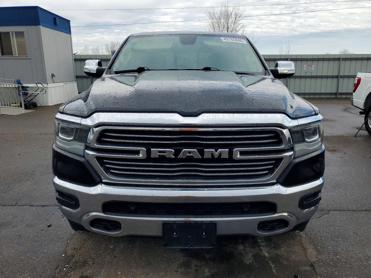 2020 Ram 1500 Laramie Black vin: 1C6SRFJT3LN288749