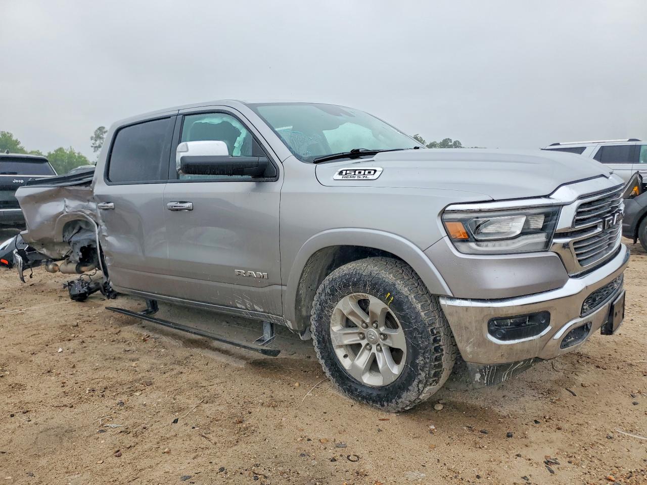 2019 Ram 1500 Laramie Silver vin: 1C6SRFJT5KN503840