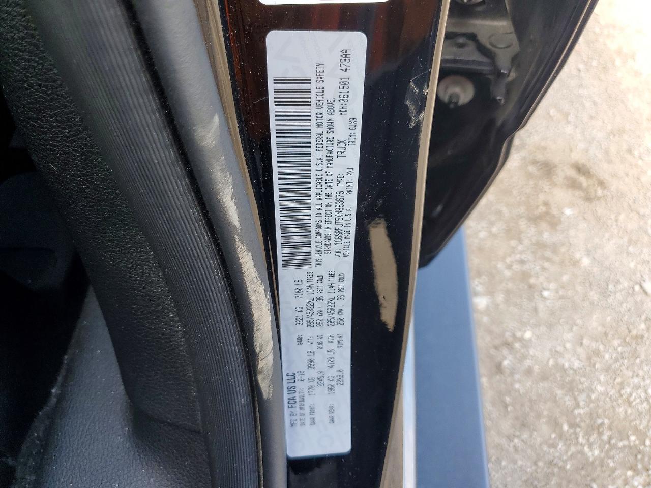 2019 Ram 1500 Laramie Black vin: 1C6SRFJT5KN883679