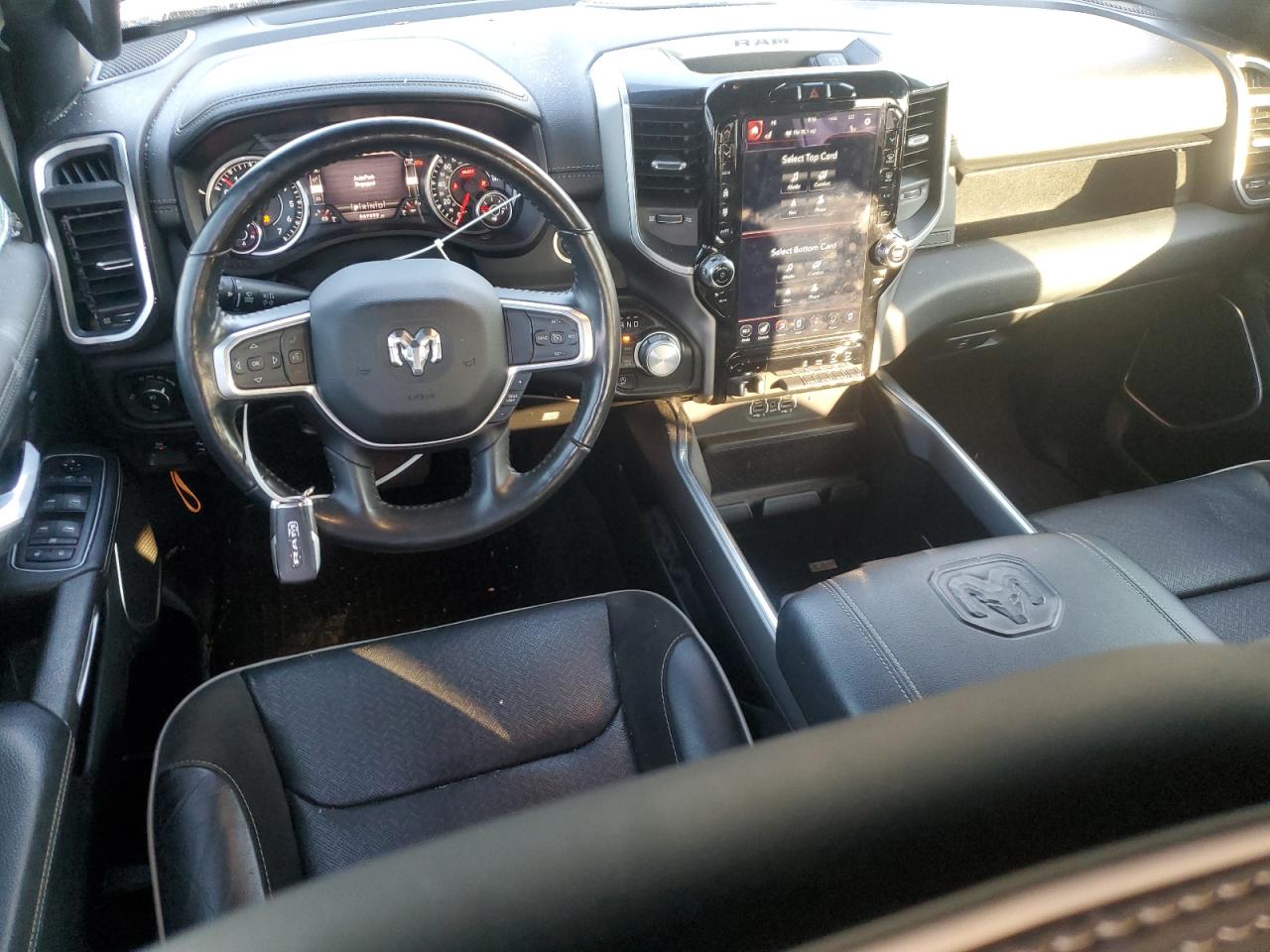 2020 Ram 1500 Laramie Gray vin: 1C6SRFJT5LN335778