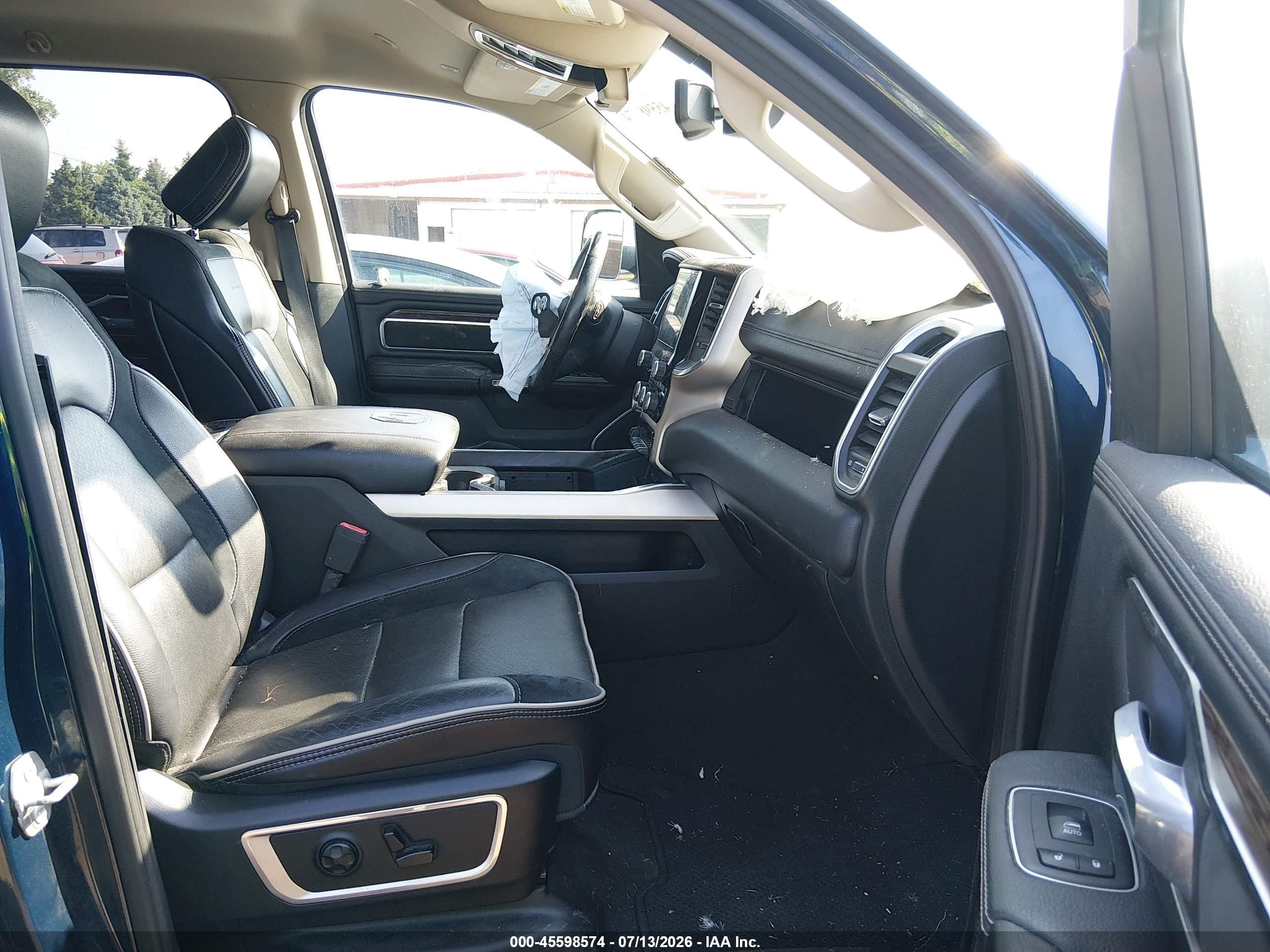 2019 Ram 1500 Laramie Blue vin: 1C6SRFJT8KN516257
