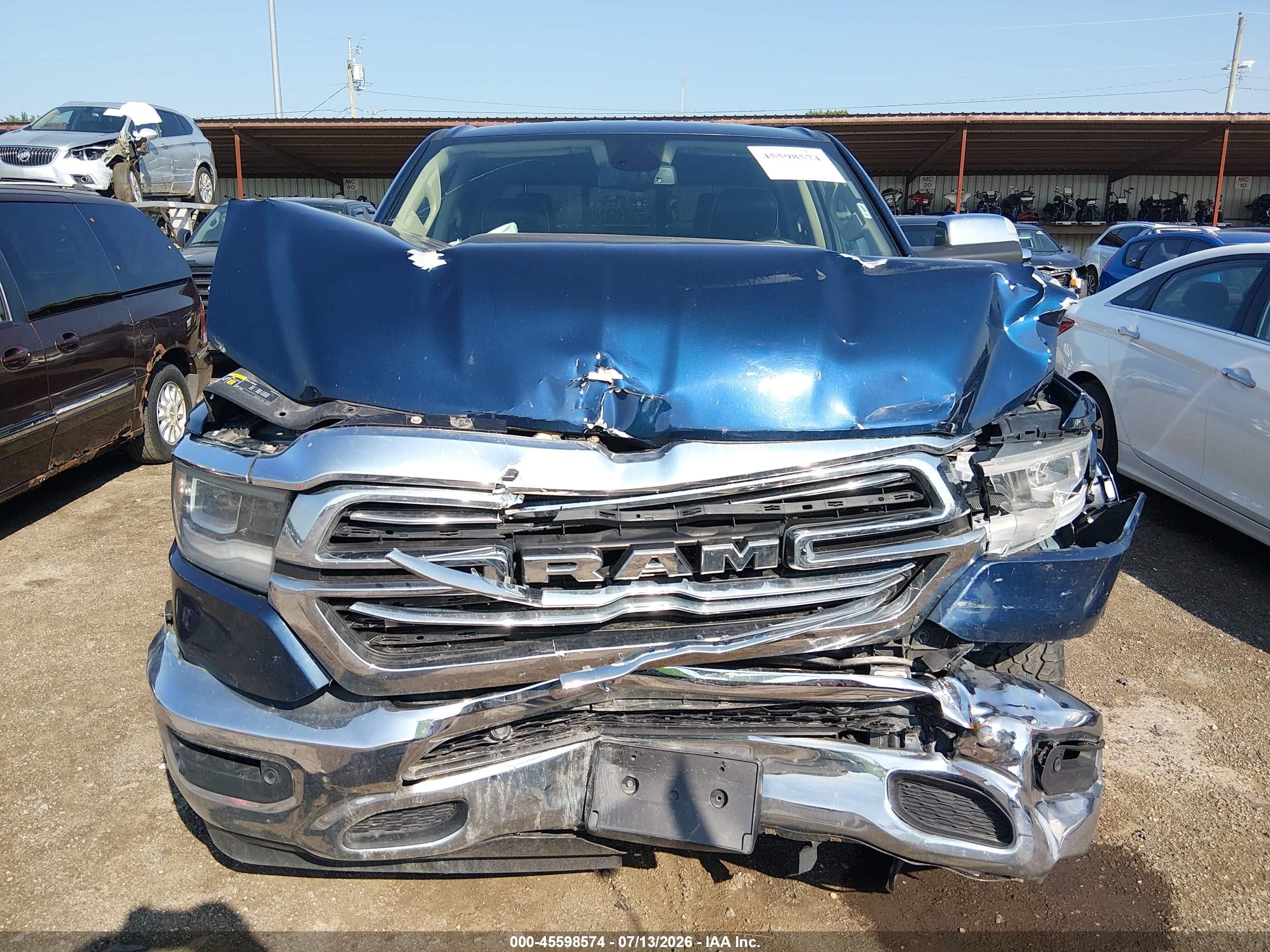 2019 Ram 1500 Laramie Blue vin: 1C6SRFJT8KN516257