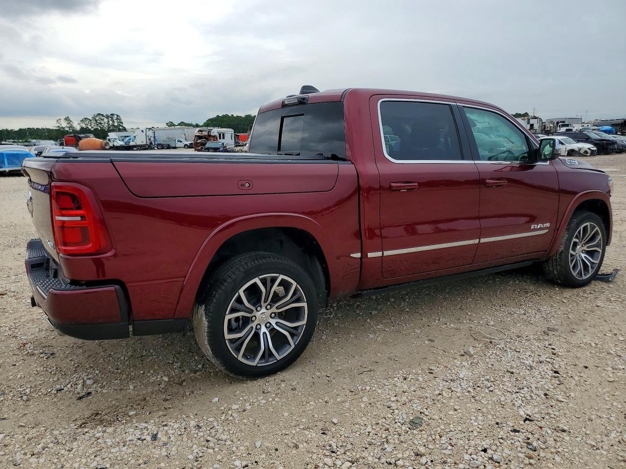 2025 Ram 1500 Tungsten Maroon vin: 1C6SRFKP3SN717260