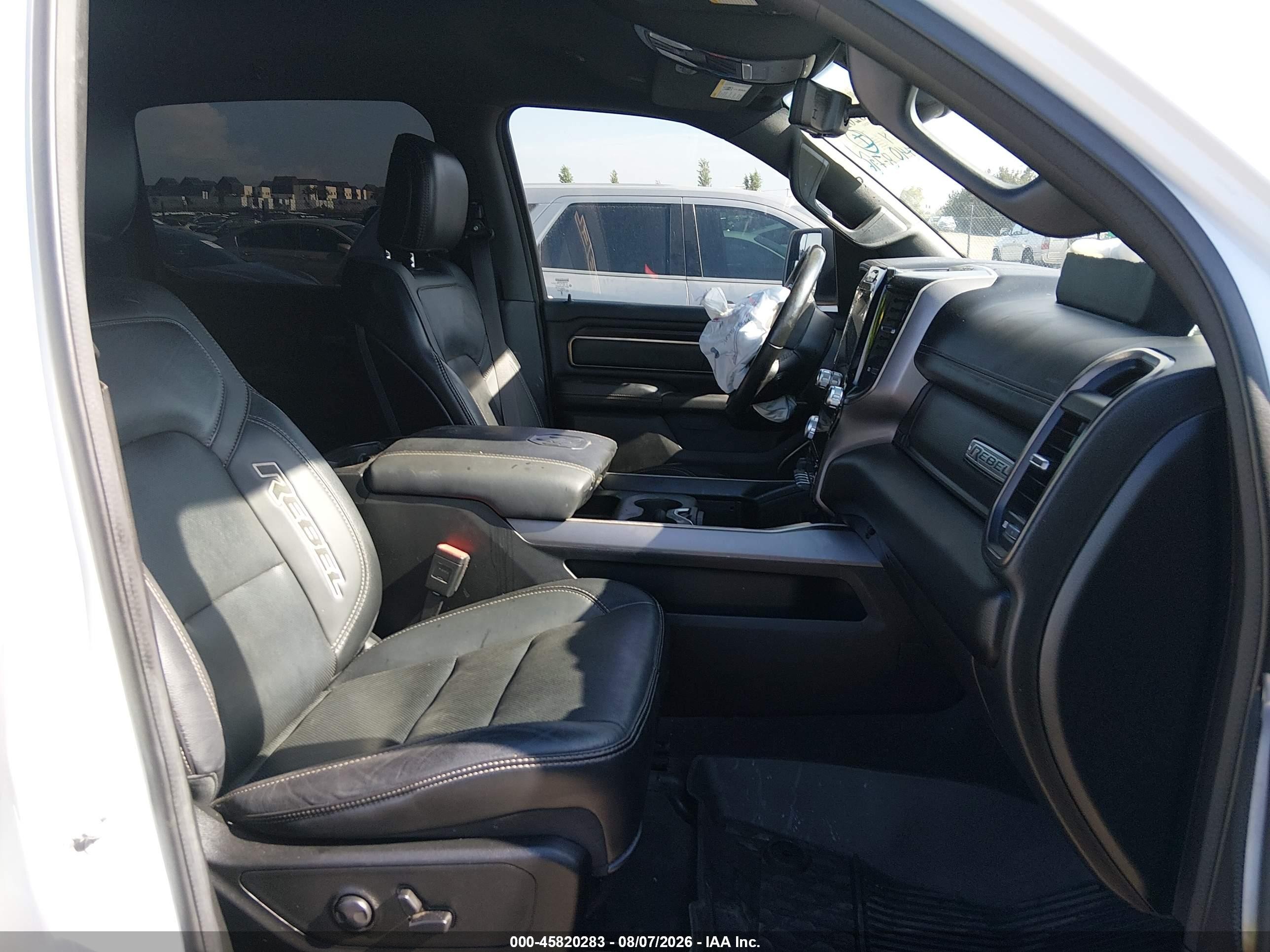 2023 Ram 1500 Rebel  4x4 5'7 Box Белый vin: 1C6SRFLT2PN598992