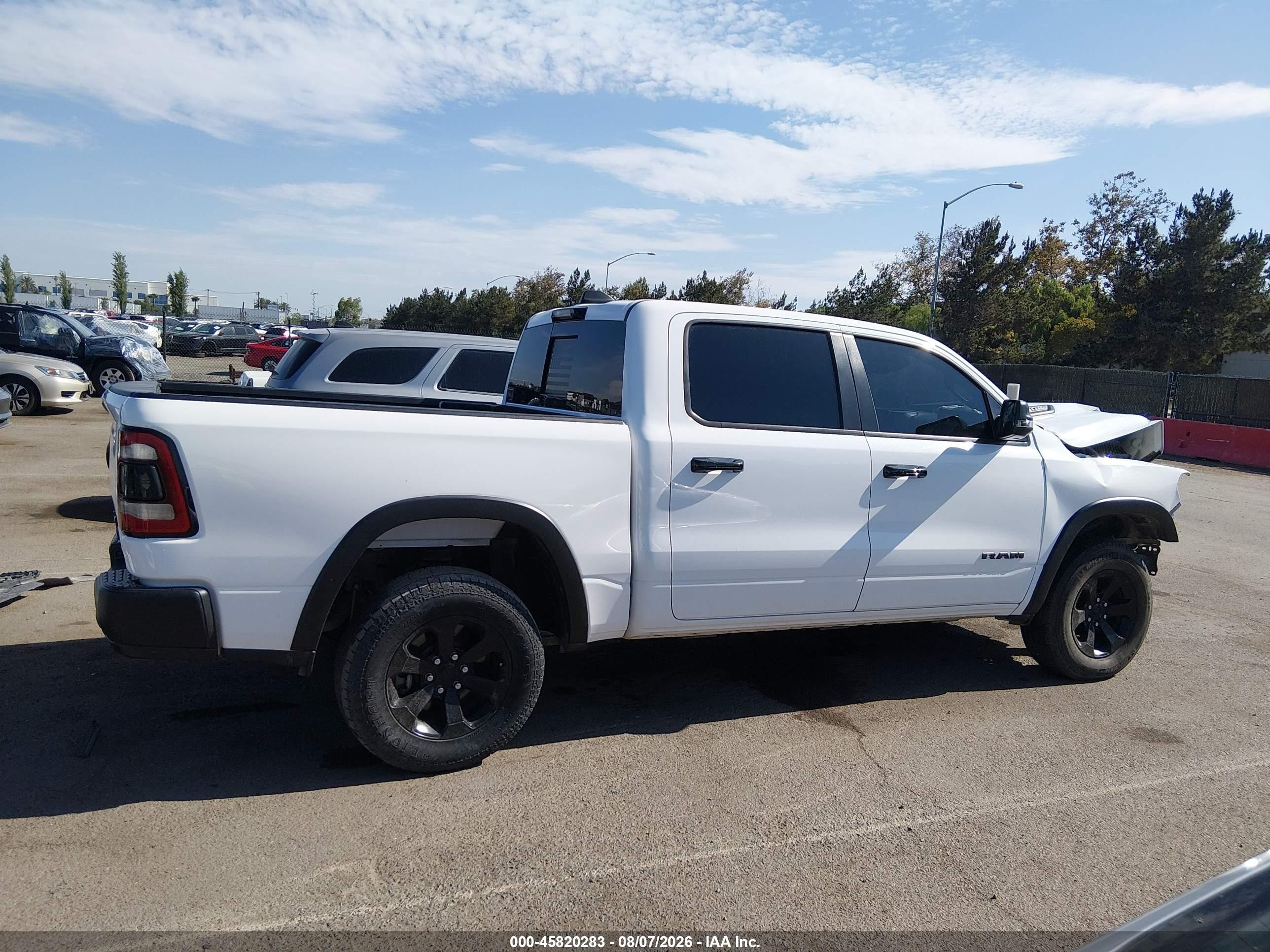2023 Ram 1500 Rebel  4x4 5'7 Box Белый vin: 1C6SRFLT2PN598992