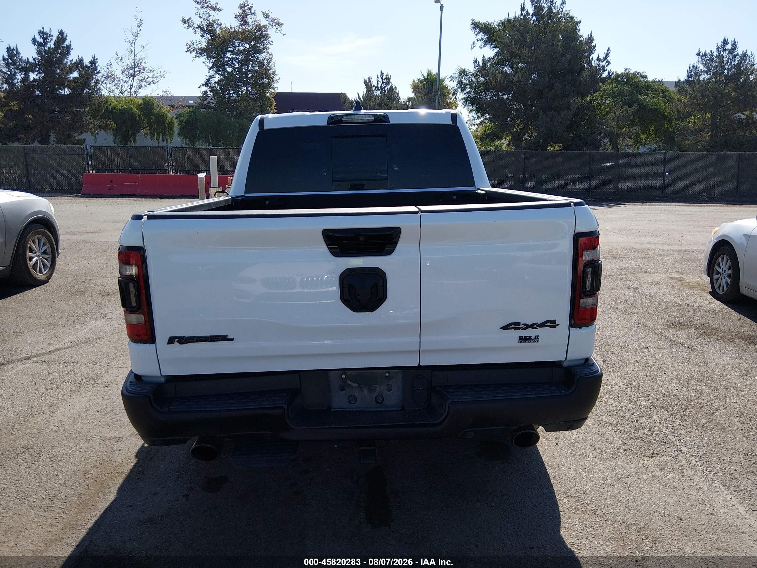 2023 Ram 1500 Rebel  4x4 5'7 Box Белый vin: 1C6SRFLT2PN598992