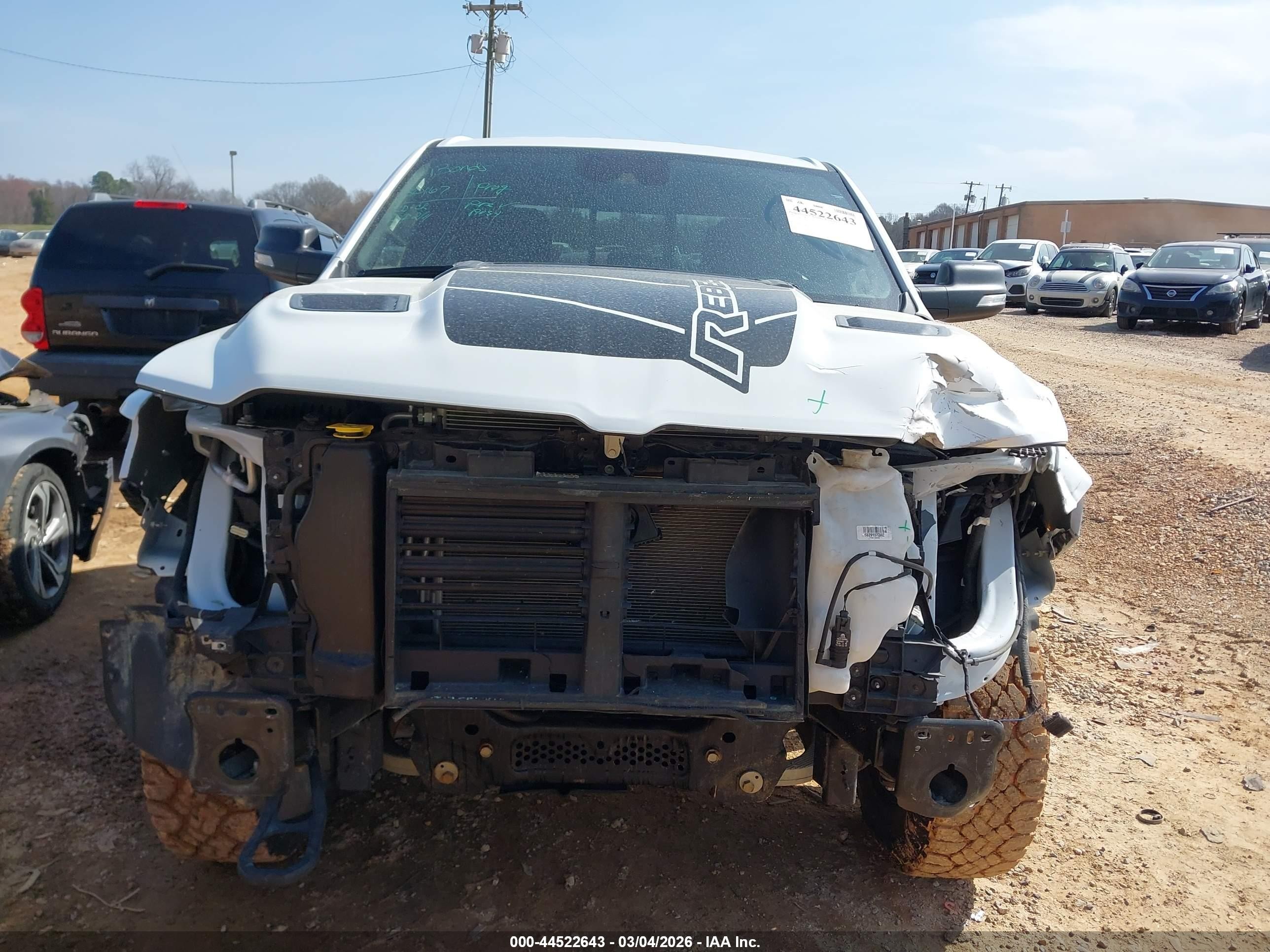 2022 Ram 1500 Rebel  4x4 5'7 Box Белый vin: 1C6SRFLT3NN405472