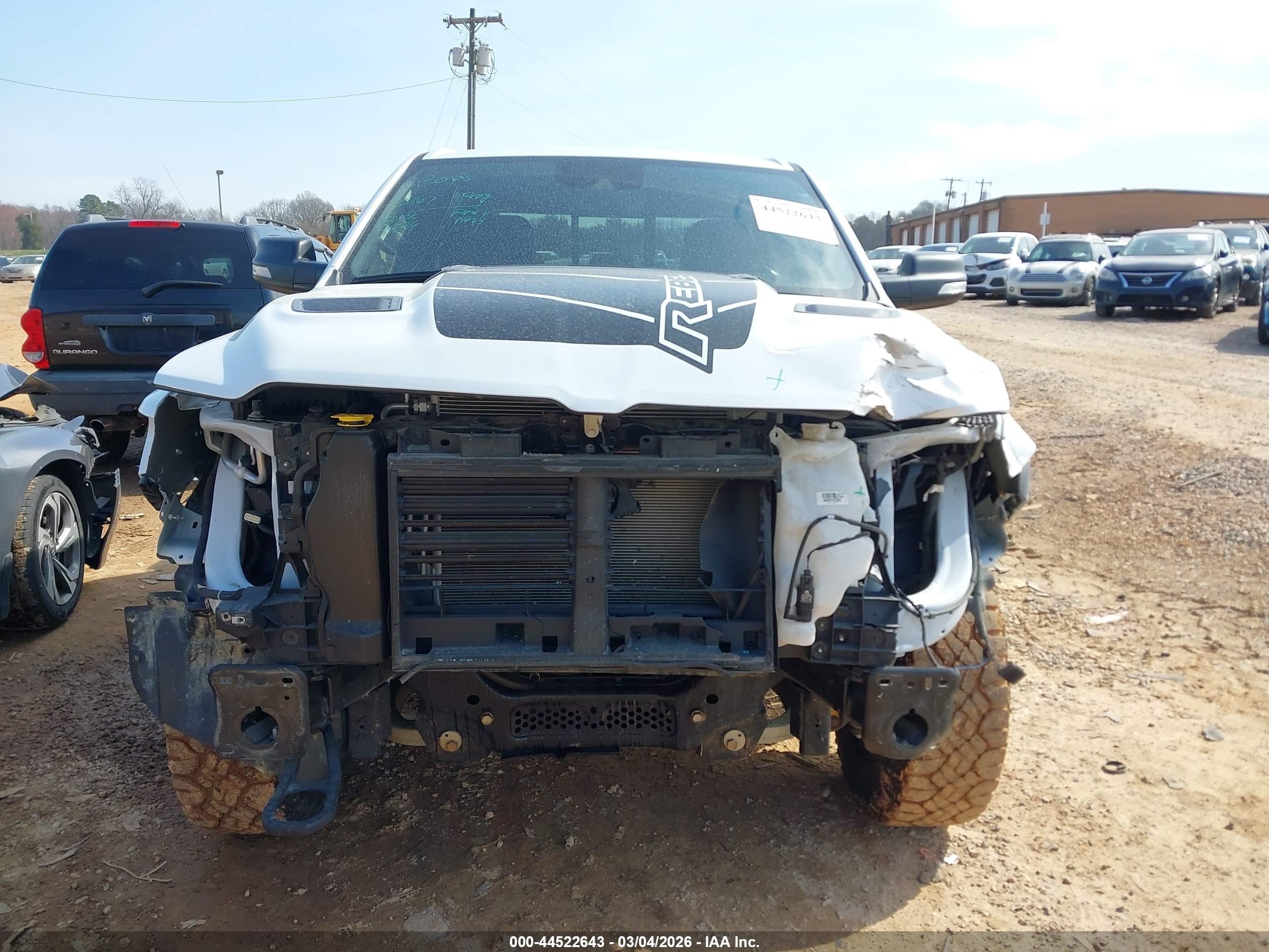 2022 Ram 1500 Rebel  4x4 5'7 Box Белый vin: 1C6SRFLT3NN405472