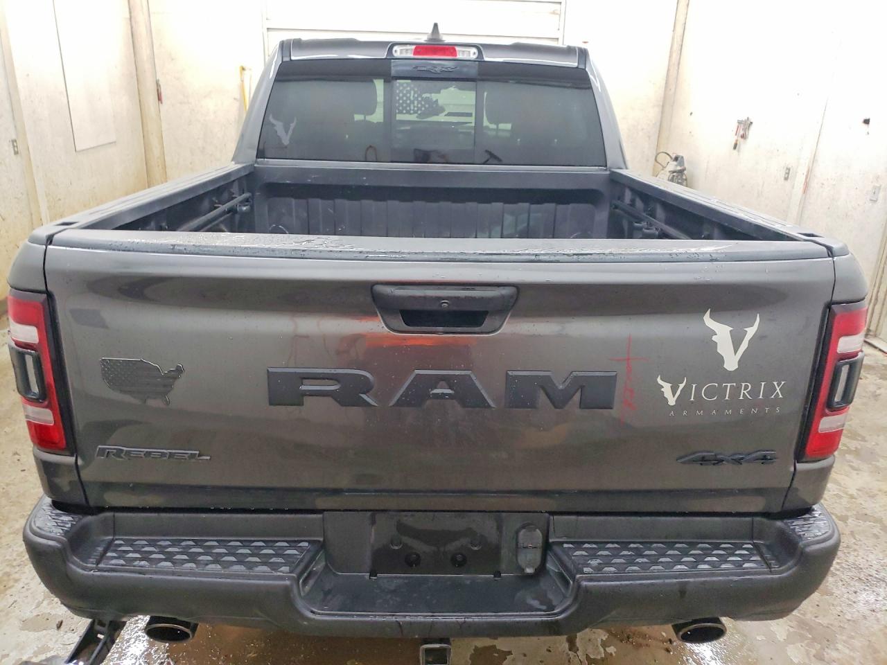 2022 Ram 1500 Rebel Gray vin: 1C6SRFLT8NN439374