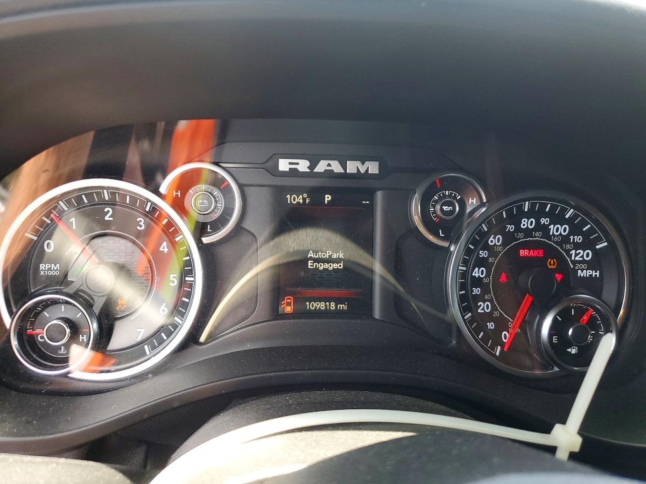 2021 Ram 1500 Big Horn White vin: 1C6SRFMT4MN822208