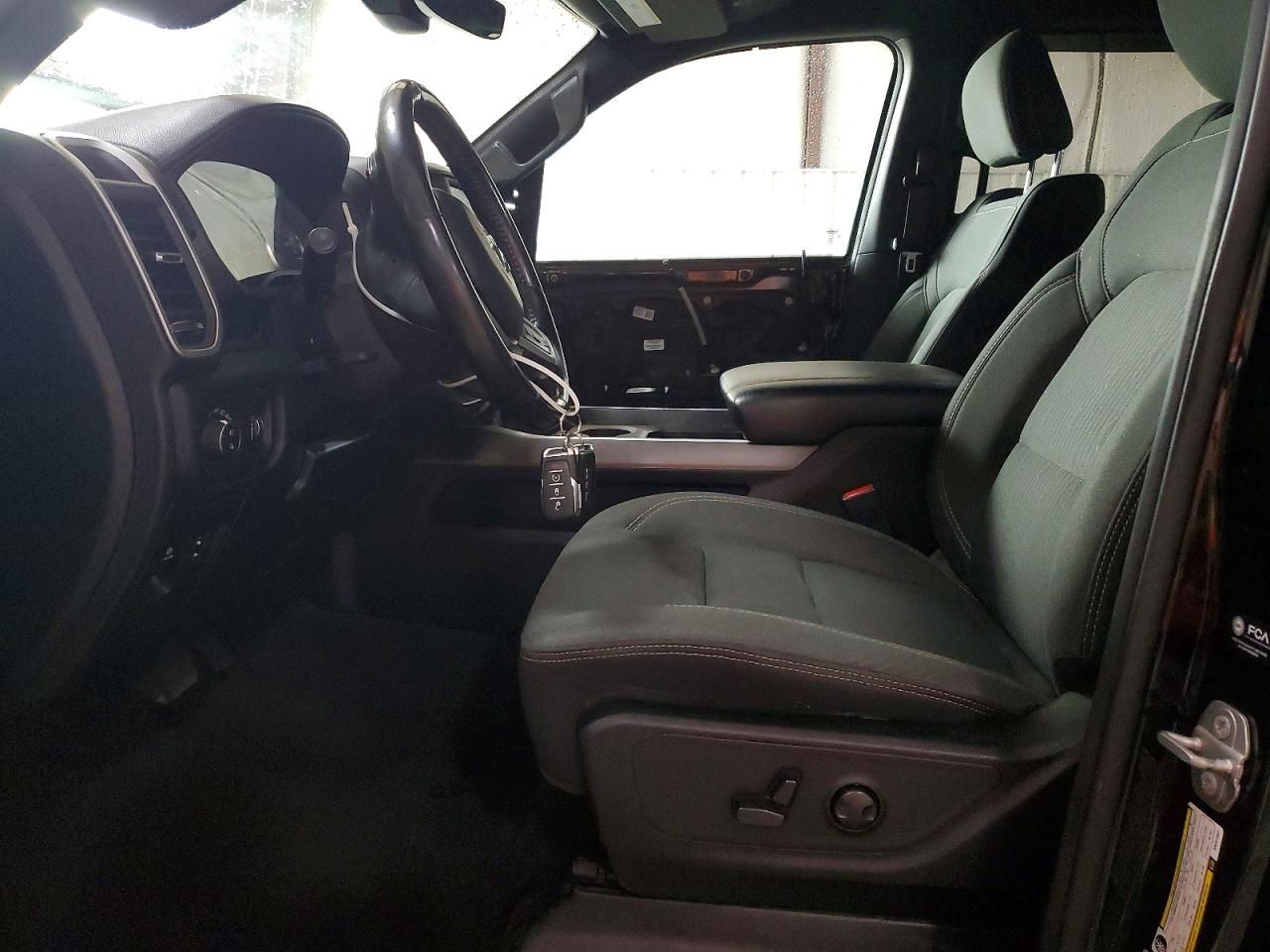 2022 Ram 1500 Big Horn Black vin: 1C6SRFMT5NN221567