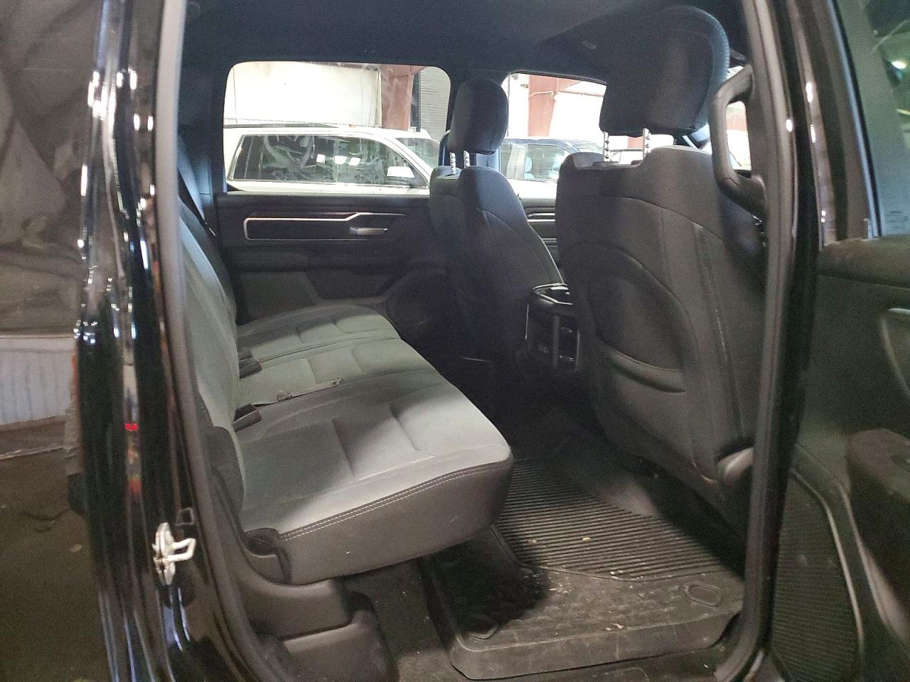 2024 Ram 1500 Big Horn Black vin: 1C6SRFMT5RN111530